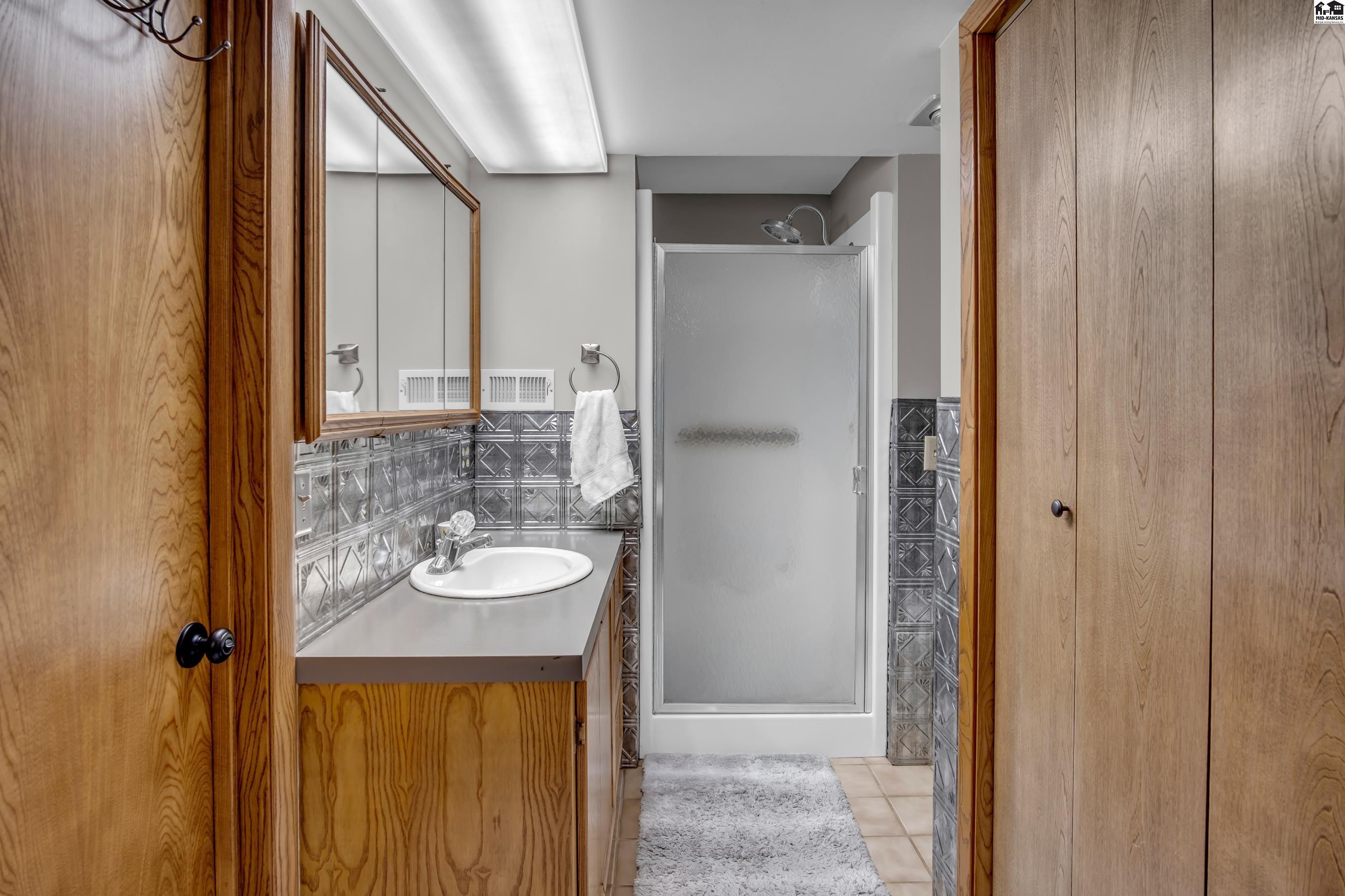 8501 N Lorraine Street Hutchinson KS 67502