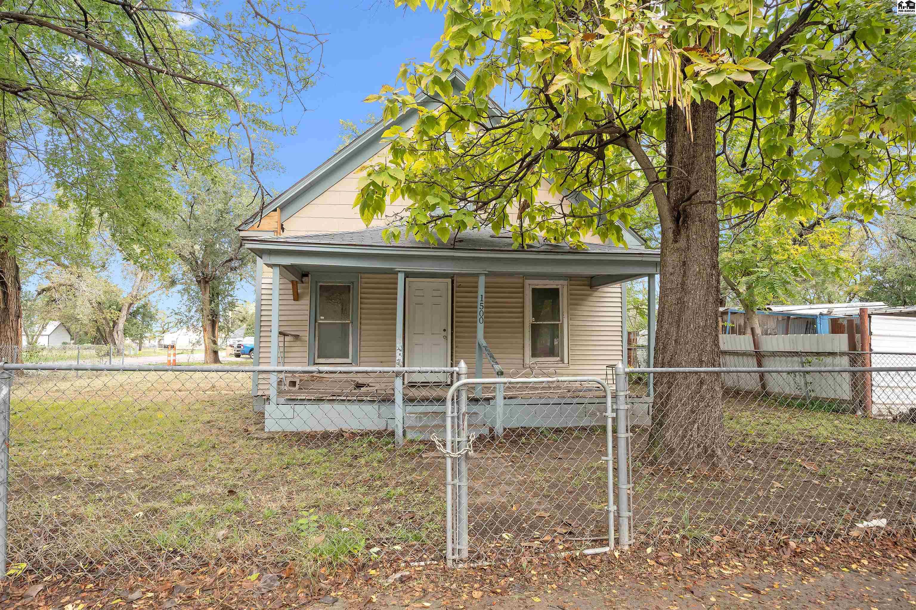 1500 E 2nd Avenue Hutchinson KS 67501