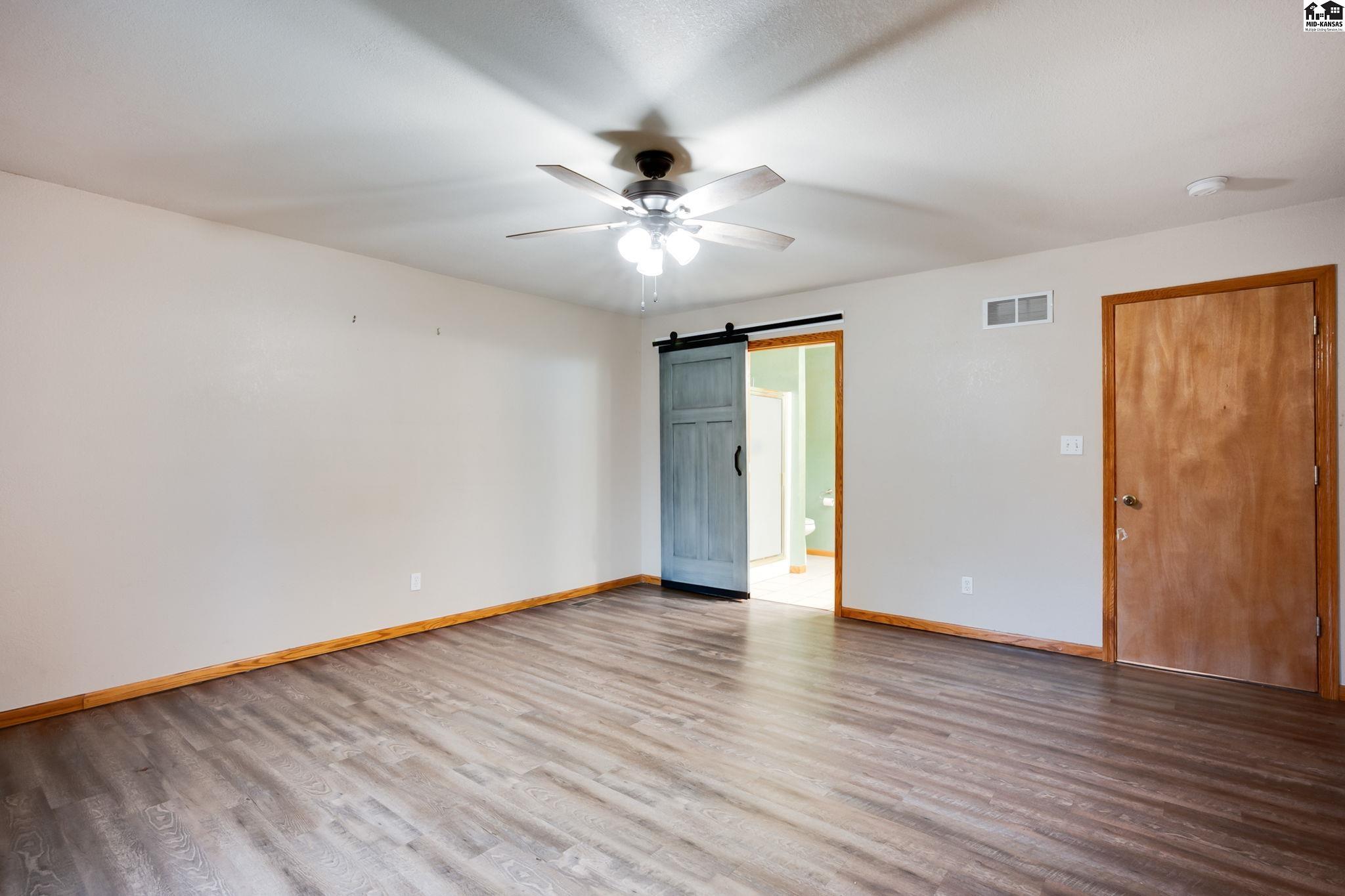 611 E 41st Avenue Hutchinson KS 67502