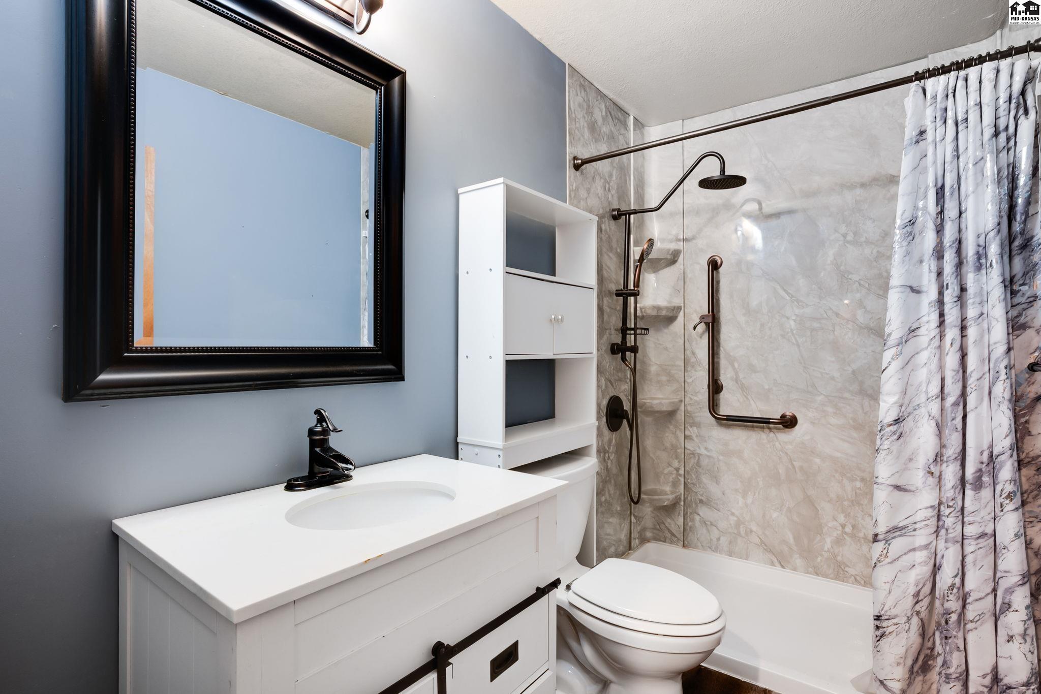 611 E 41st Avenue Hutchinson KS 67502