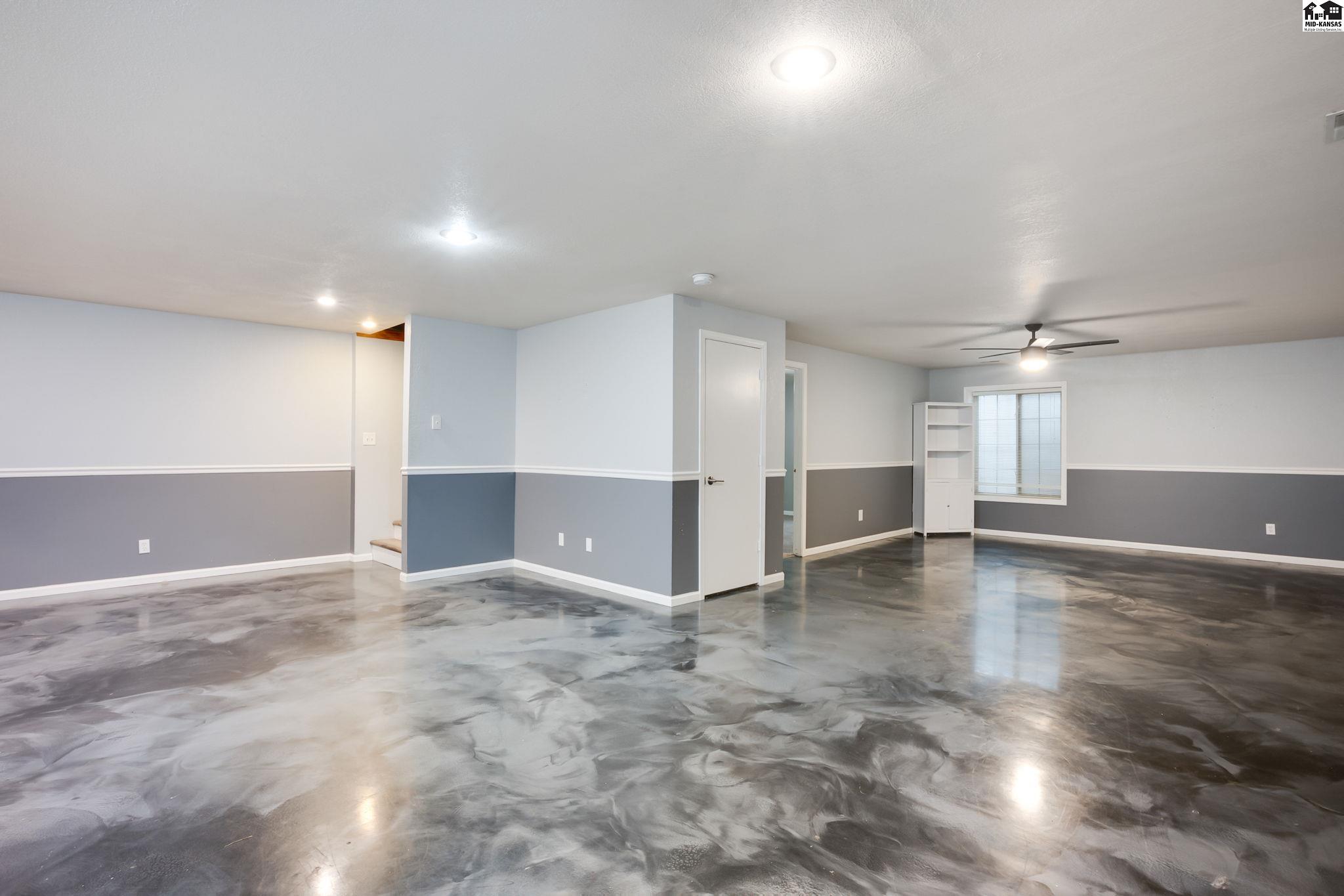 611 E 41st Avenue Hutchinson KS 67502