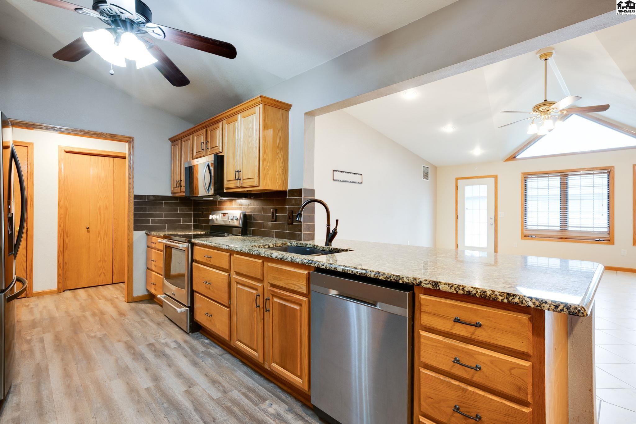 611 E 41st Avenue Hutchinson KS 67502