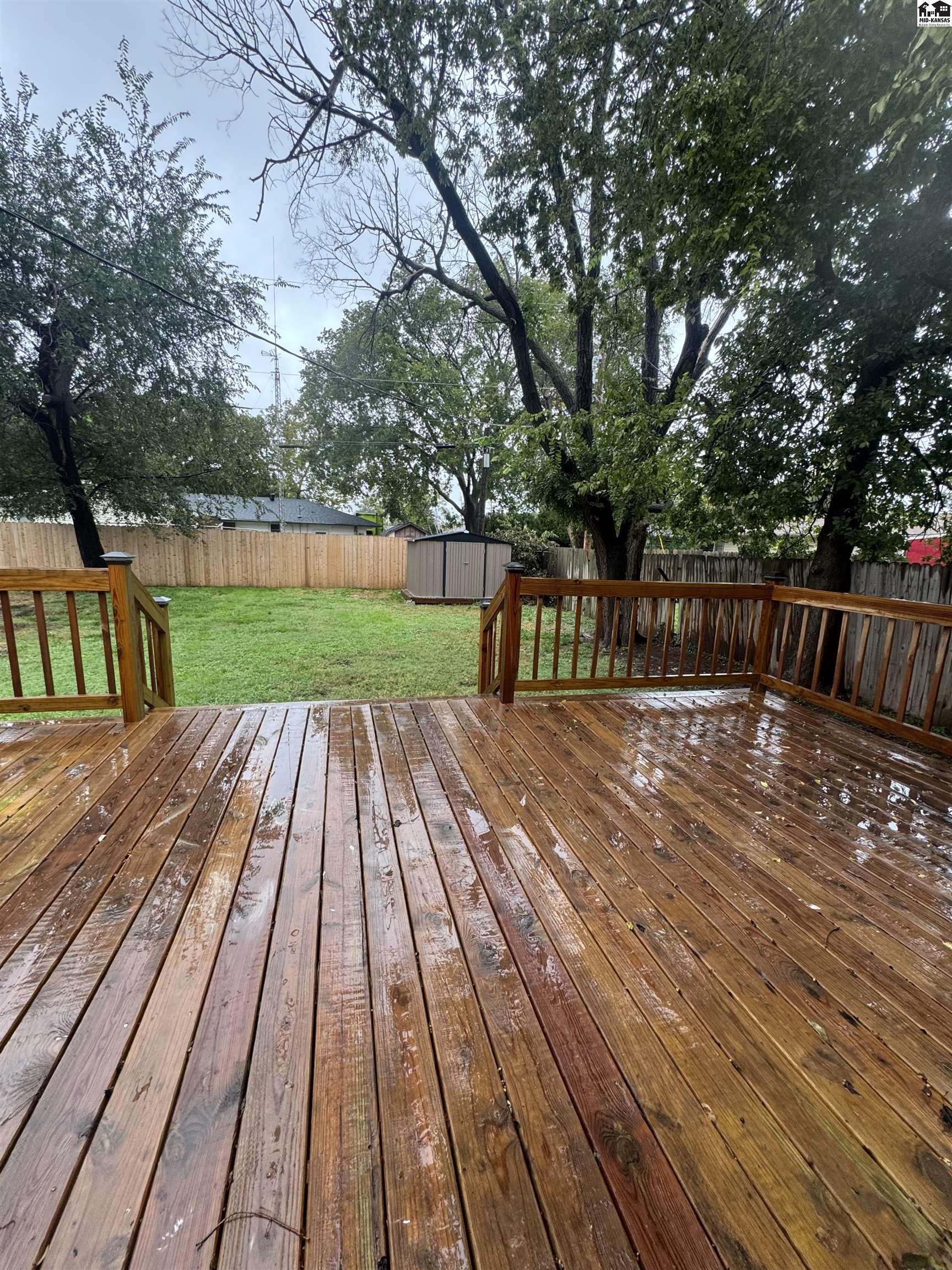 1613 O'daniel Street Hutchinson KS 67501