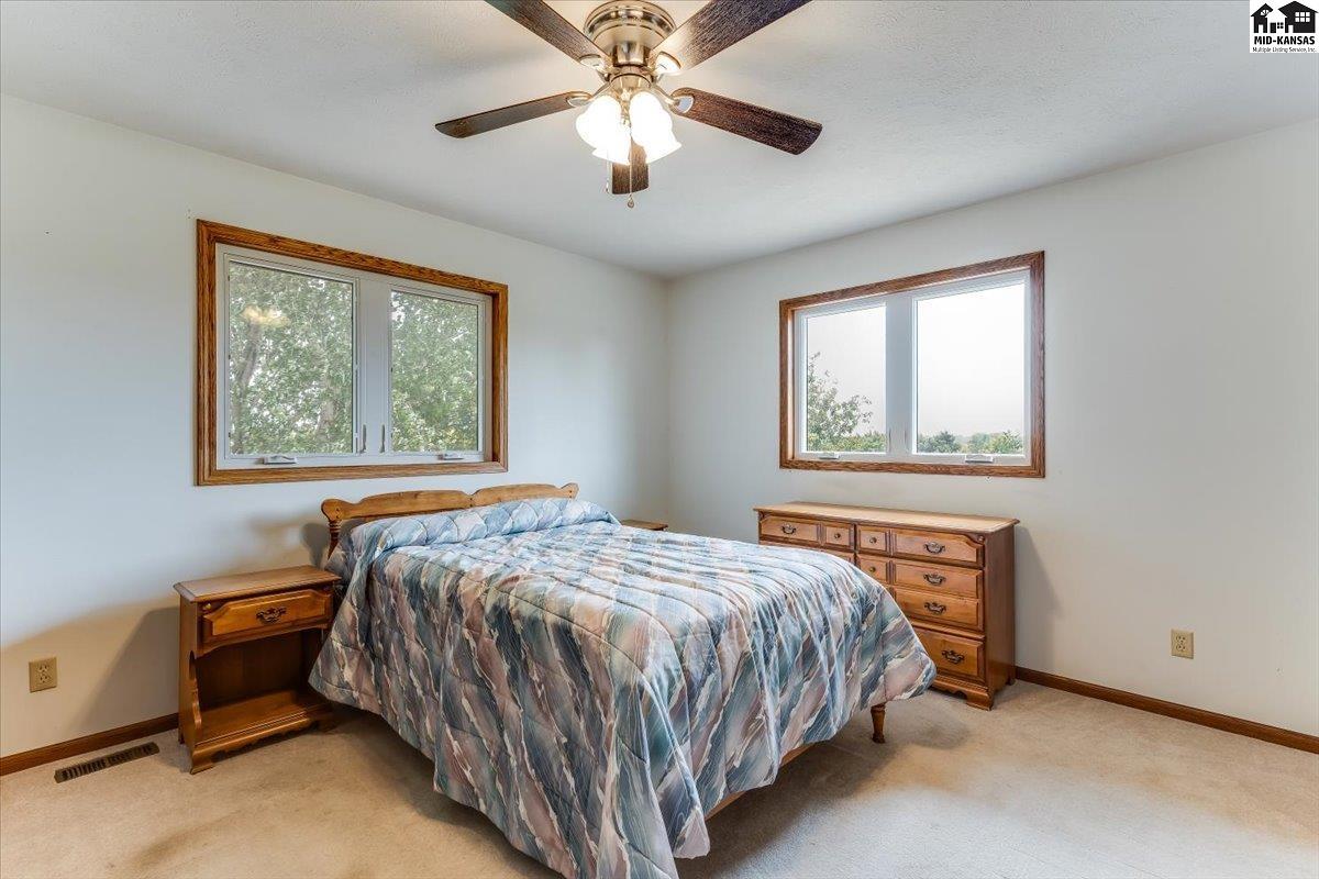 9202 N Plum Street Hutchinson KS 67502