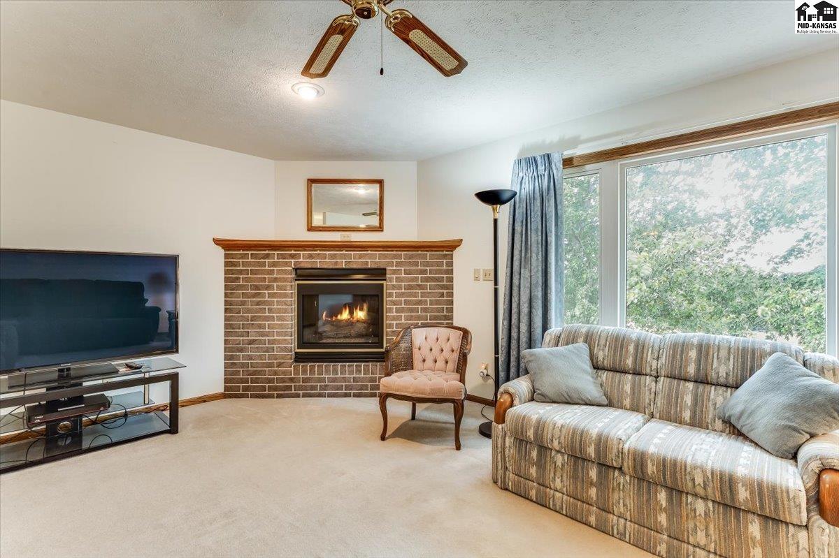 9202 N Plum Street Hutchinson KS 67502