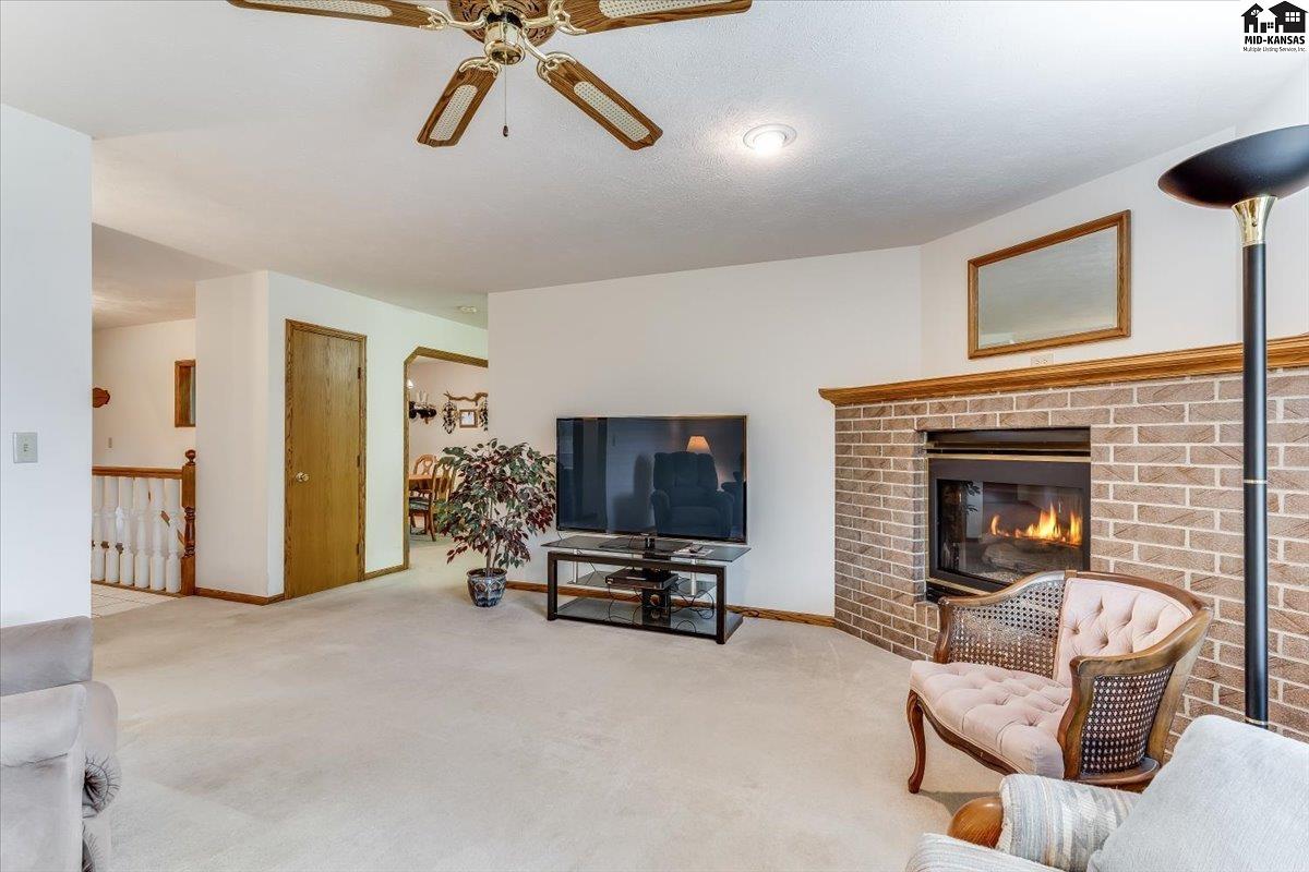 9202 N Plum Street Hutchinson KS 67502