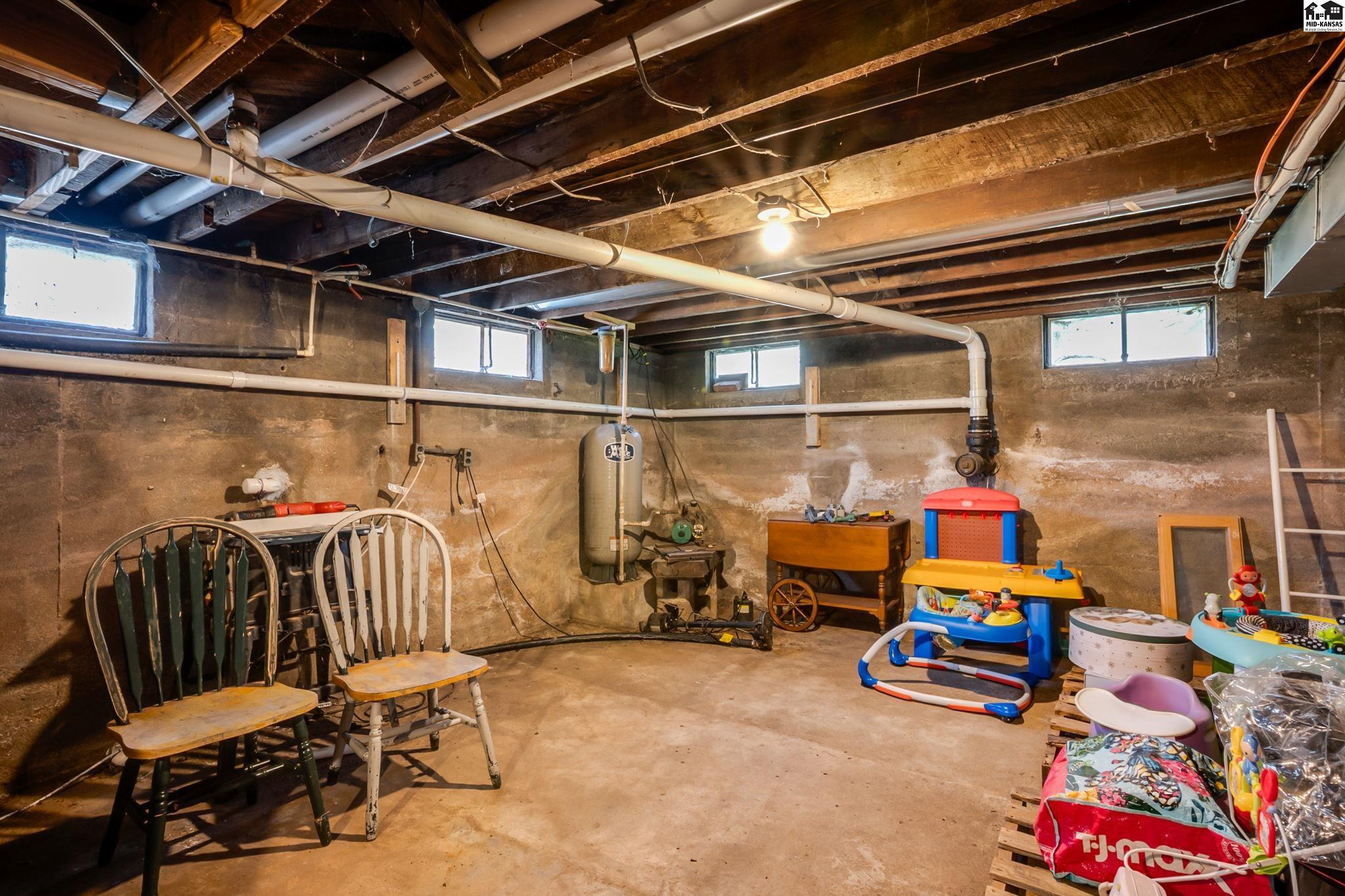 27008 W K61 Highway Langdon KS 67583