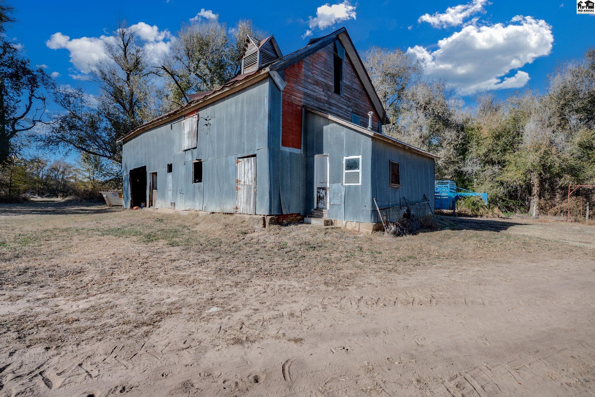 27008 W K61 Highway Langdon KS 67583