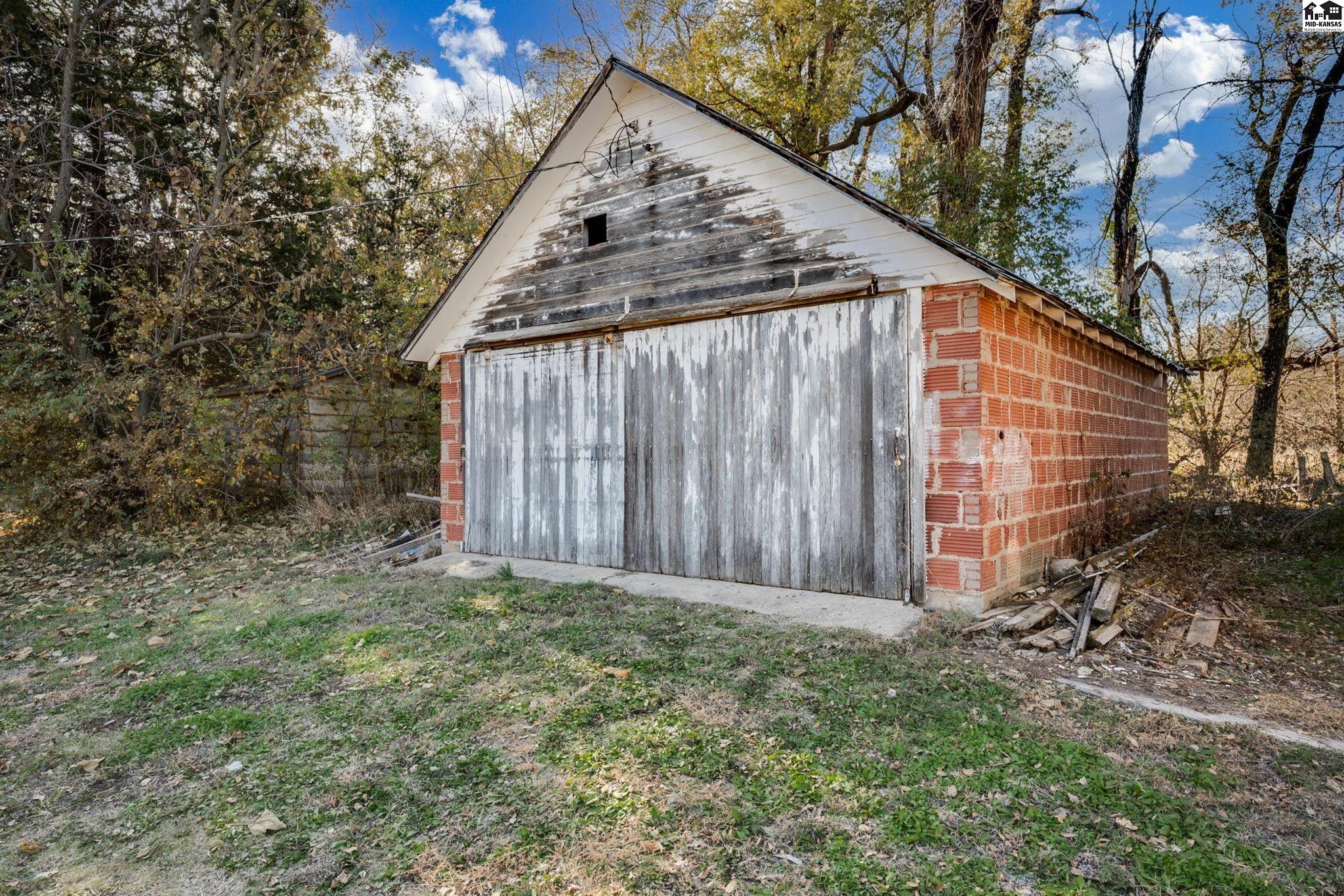 27008 W K61 Highway Langdon KS 67583