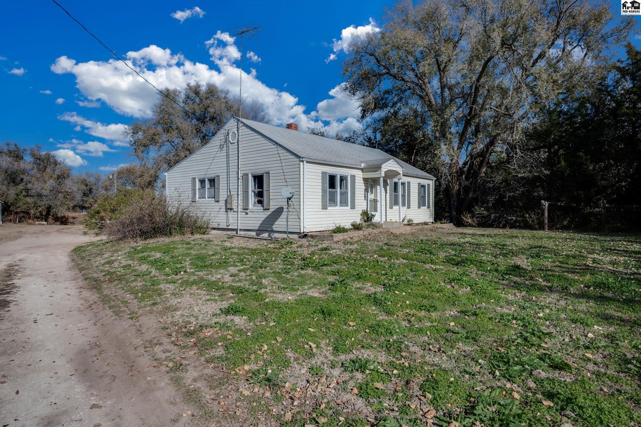 27008 W K61 Highway Langdon KS 67583