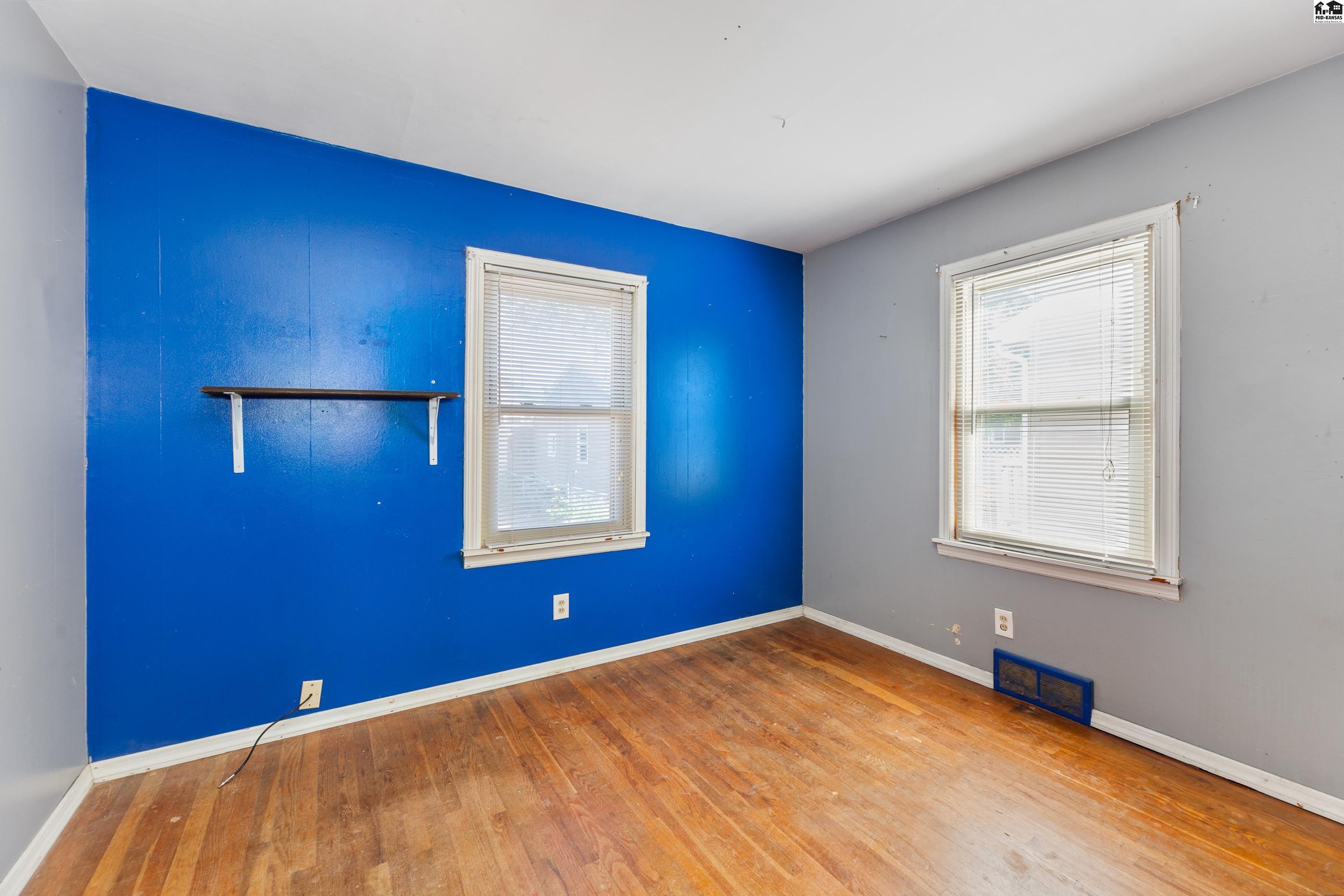 202 W 25th Avenue Hutchinson KS 67052