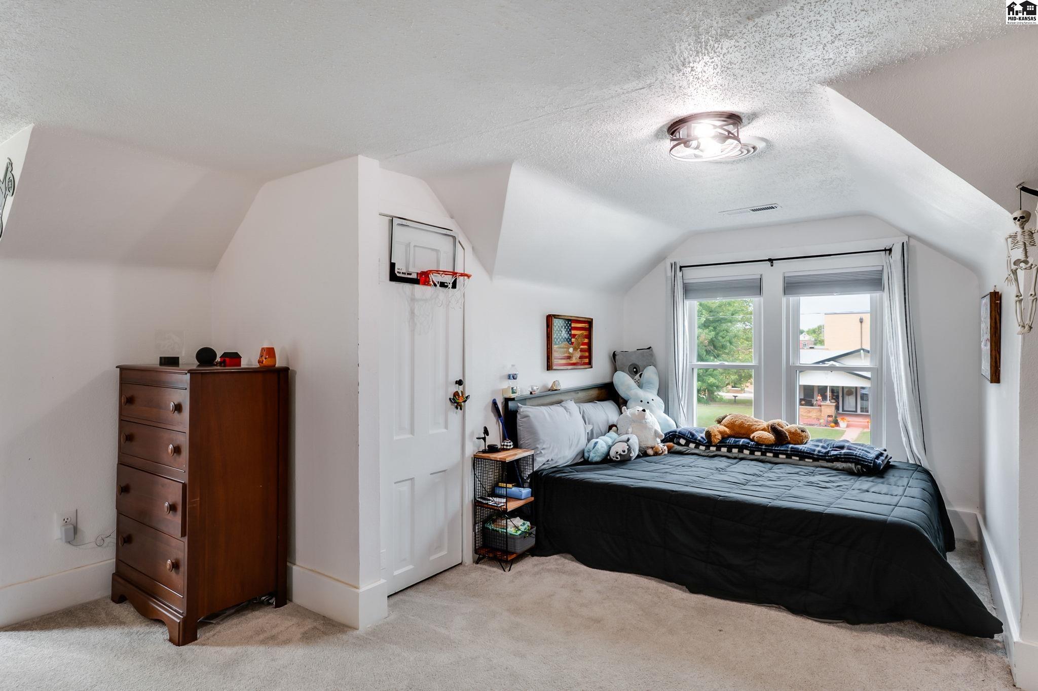 310 E First Avenue Norwich KS 67118