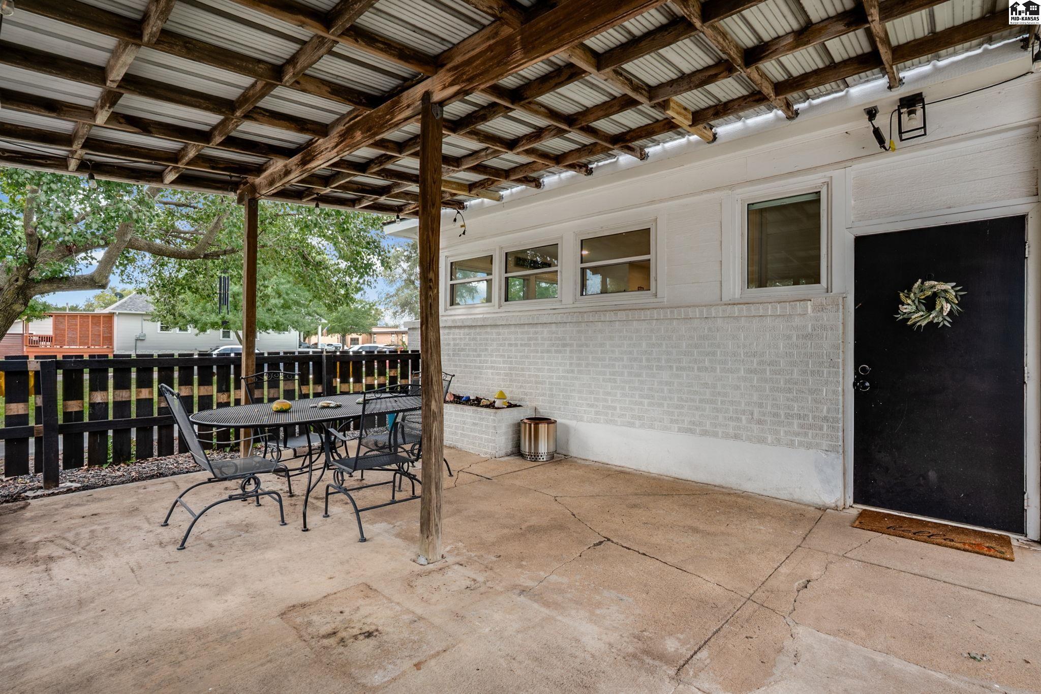 310 E First Avenue Norwich KS 67118