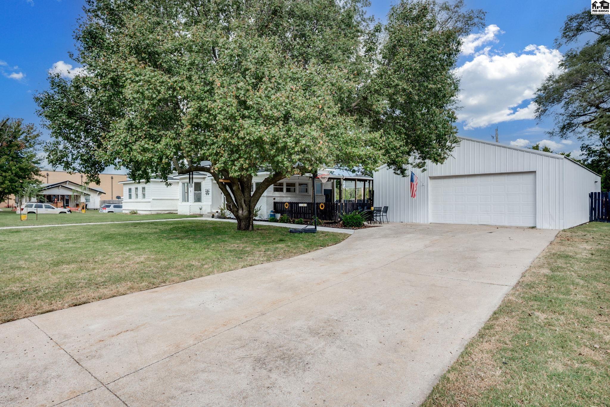 310 E First Avenue Norwich KS 67118