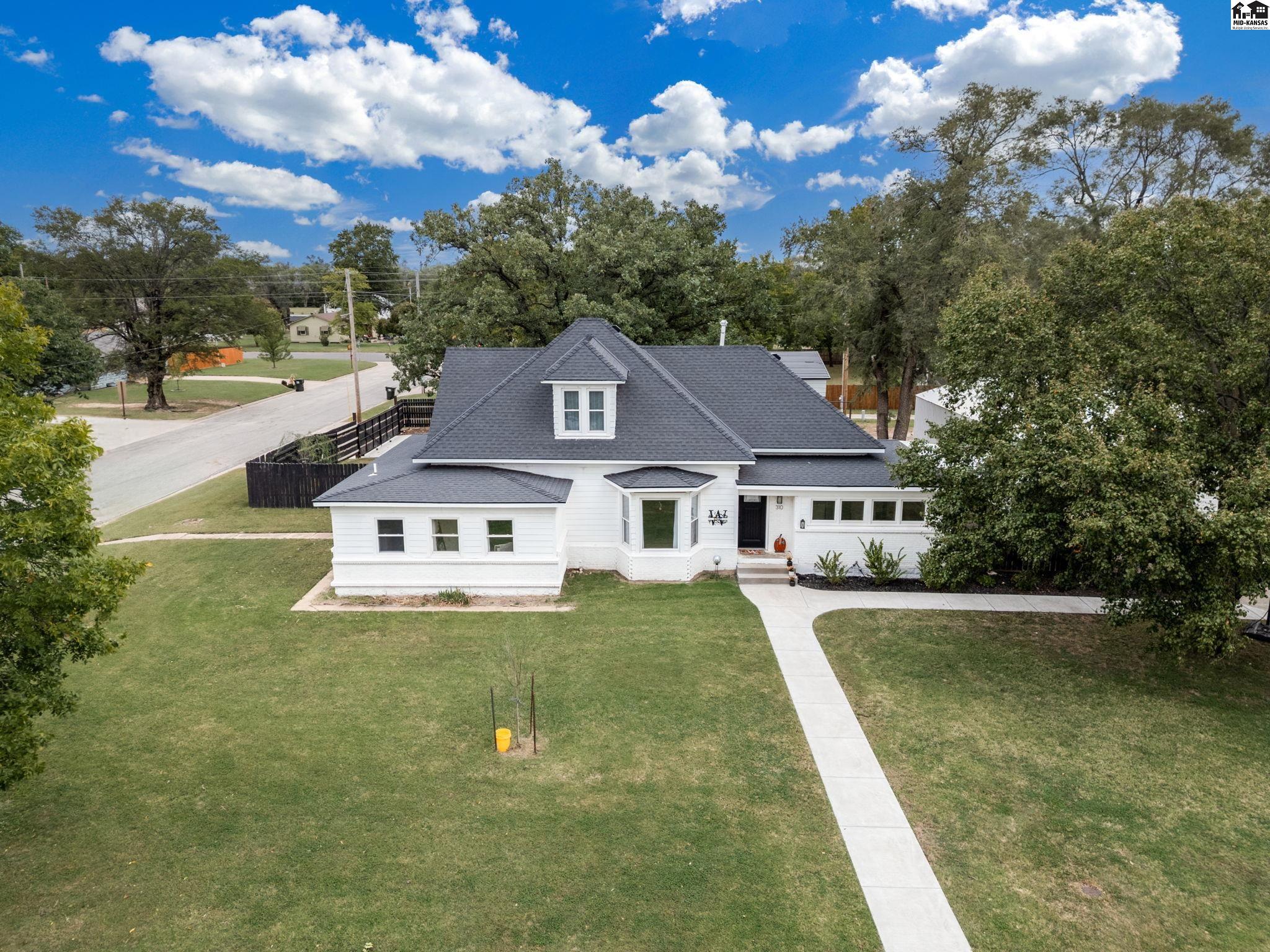 310 E First Avenue Norwich KS 67118