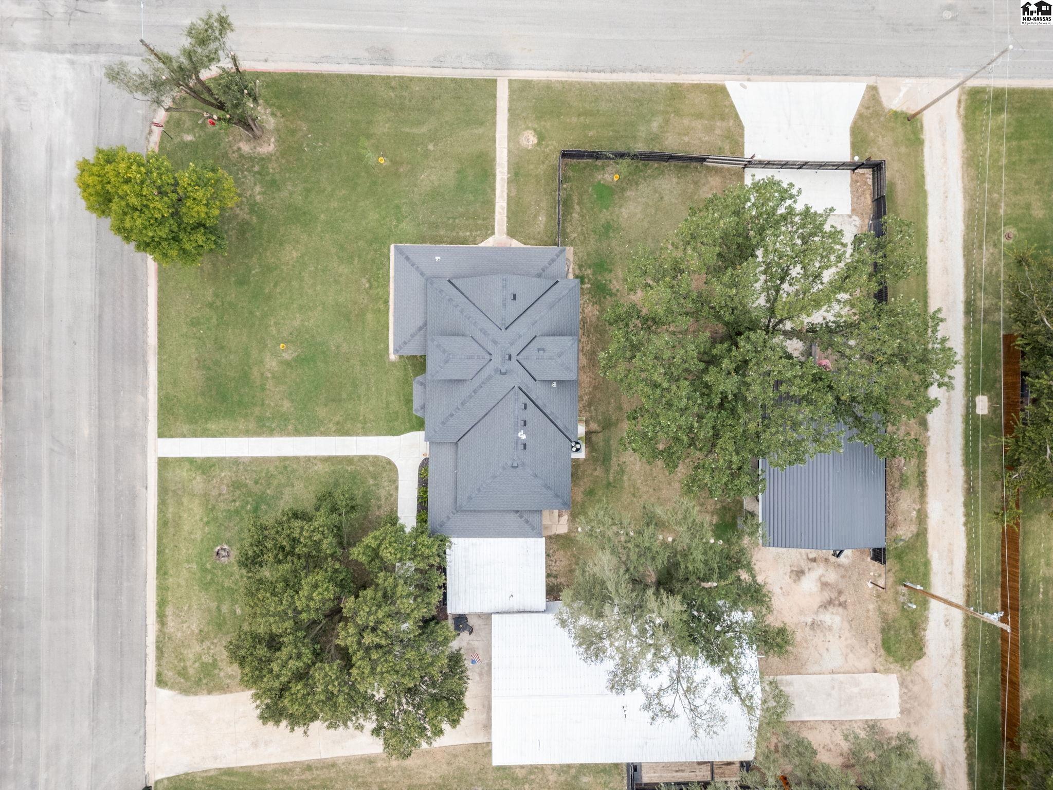 310 E First Avenue Norwich KS 67118