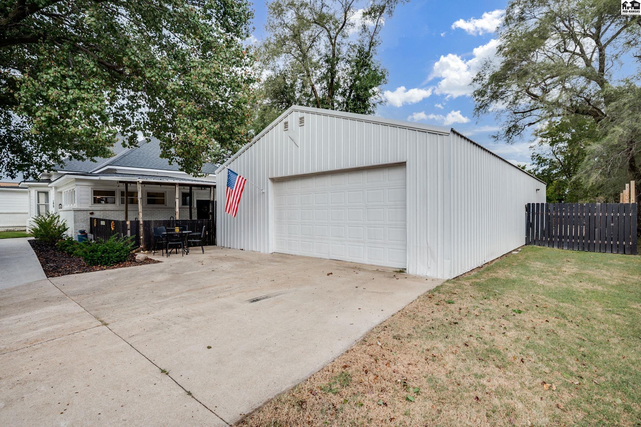 310 E First Avenue Norwich KS 67118