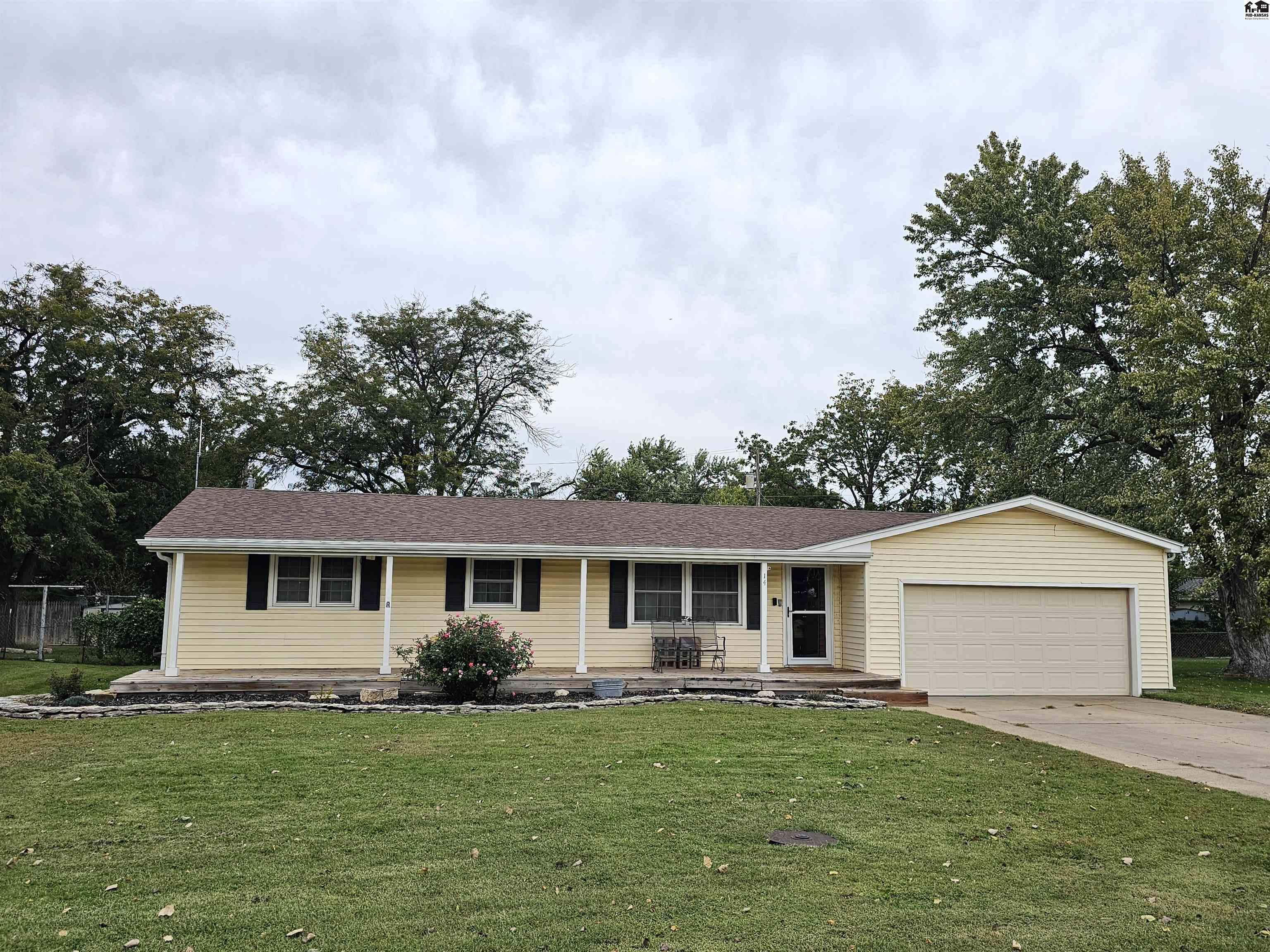 14 E Williams Avenue South Hutchinson KS 67505
