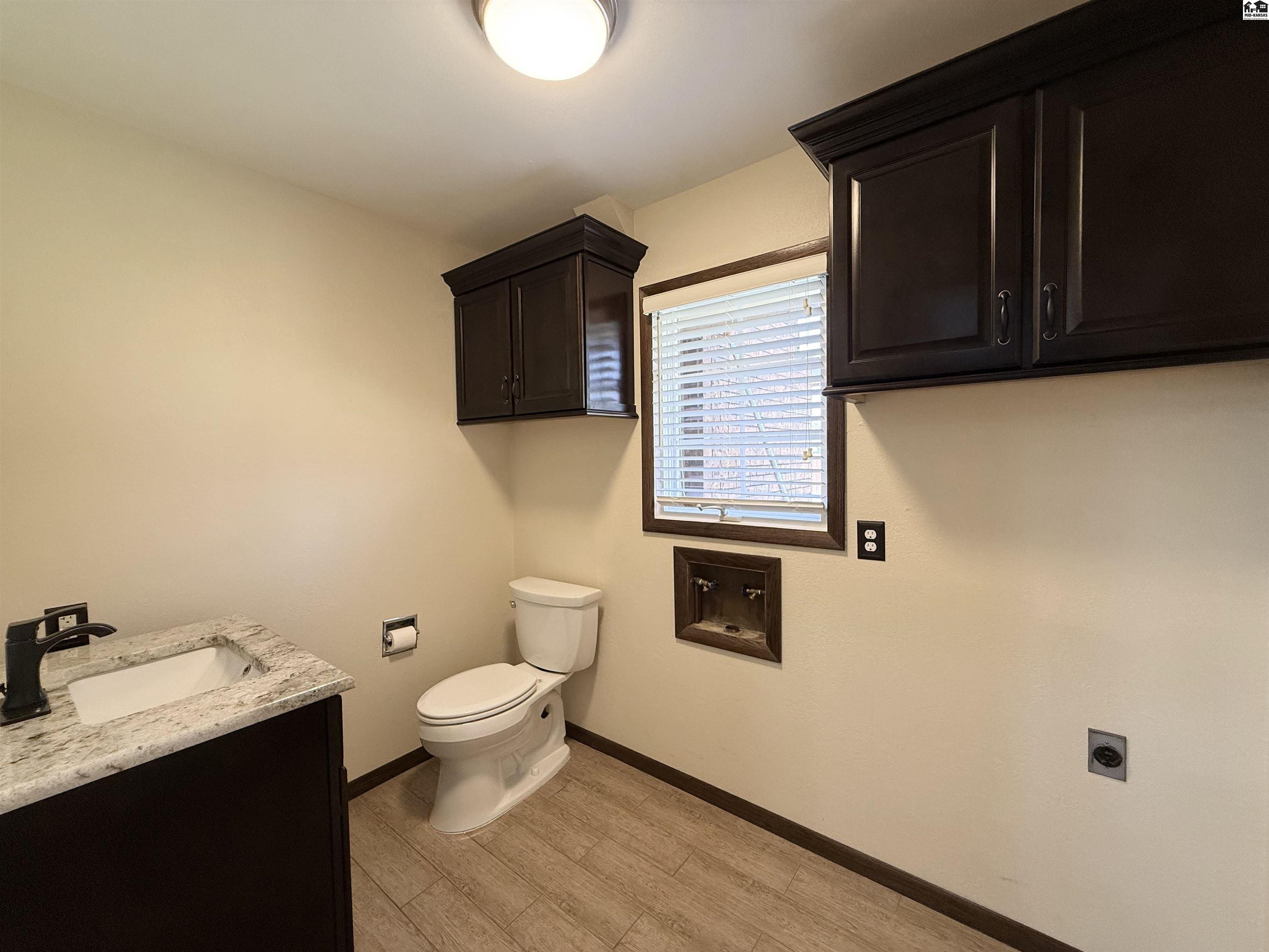 2609 Westminster Drive Hutchinson KS 67502