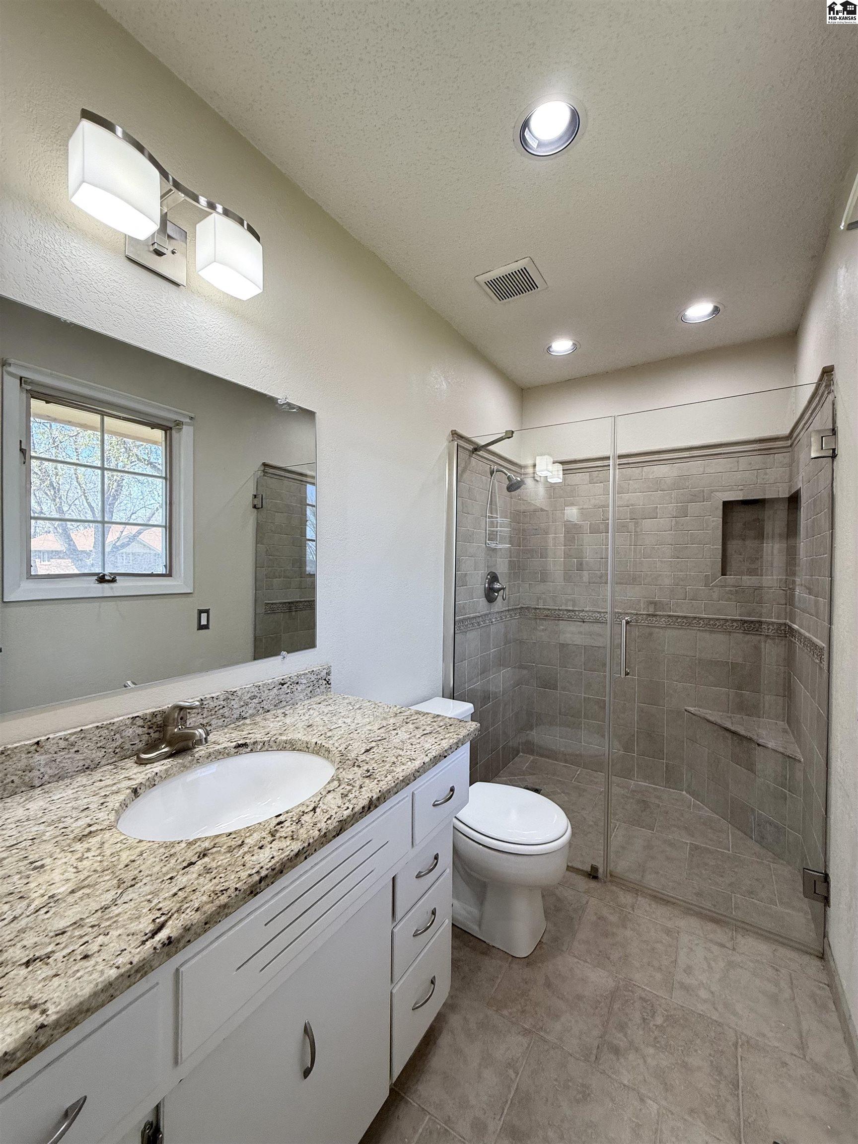 2609 Westminster Drive Hutchinson KS 67502