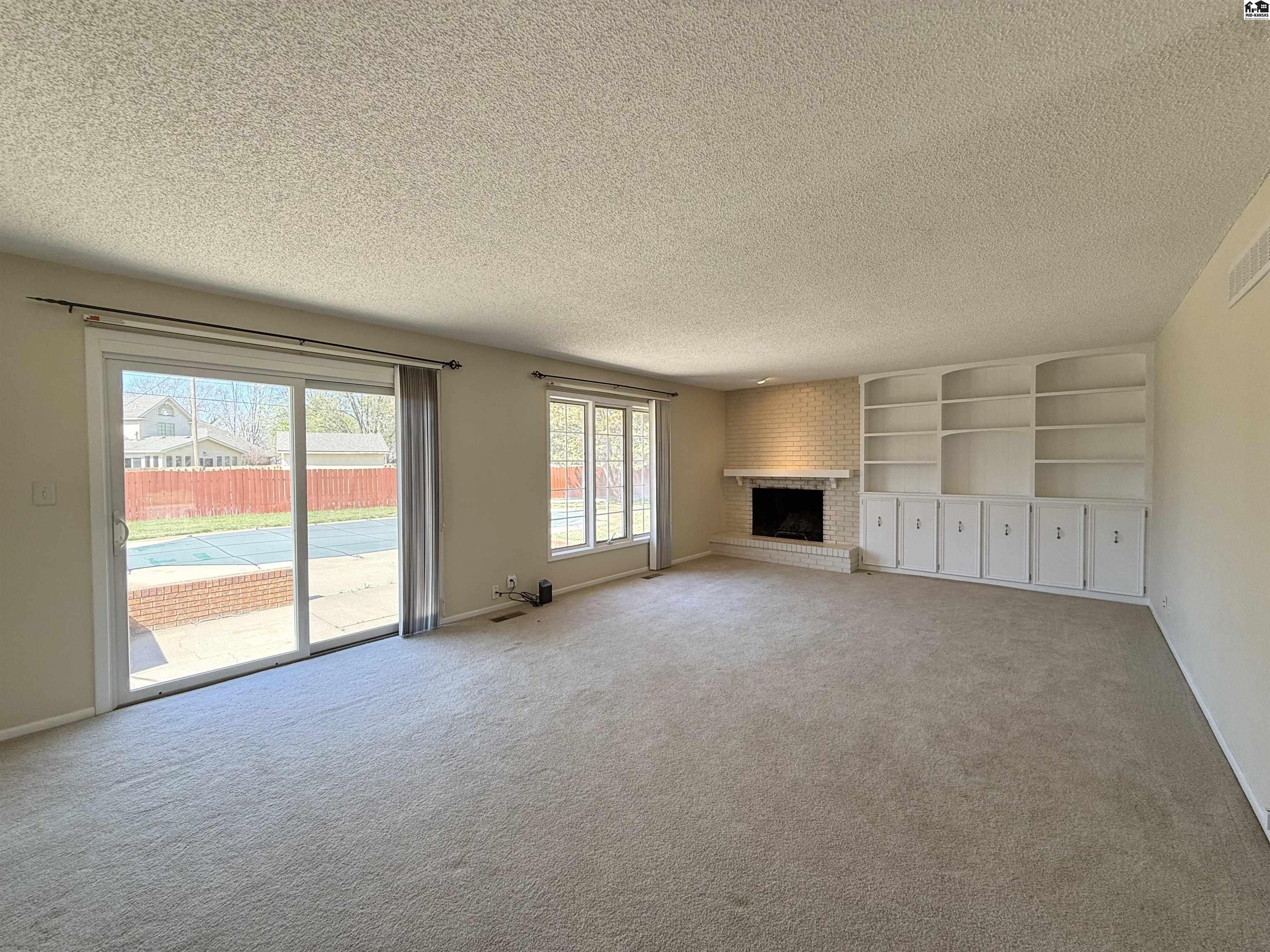 2609 Westminster Drive Hutchinson KS 67502