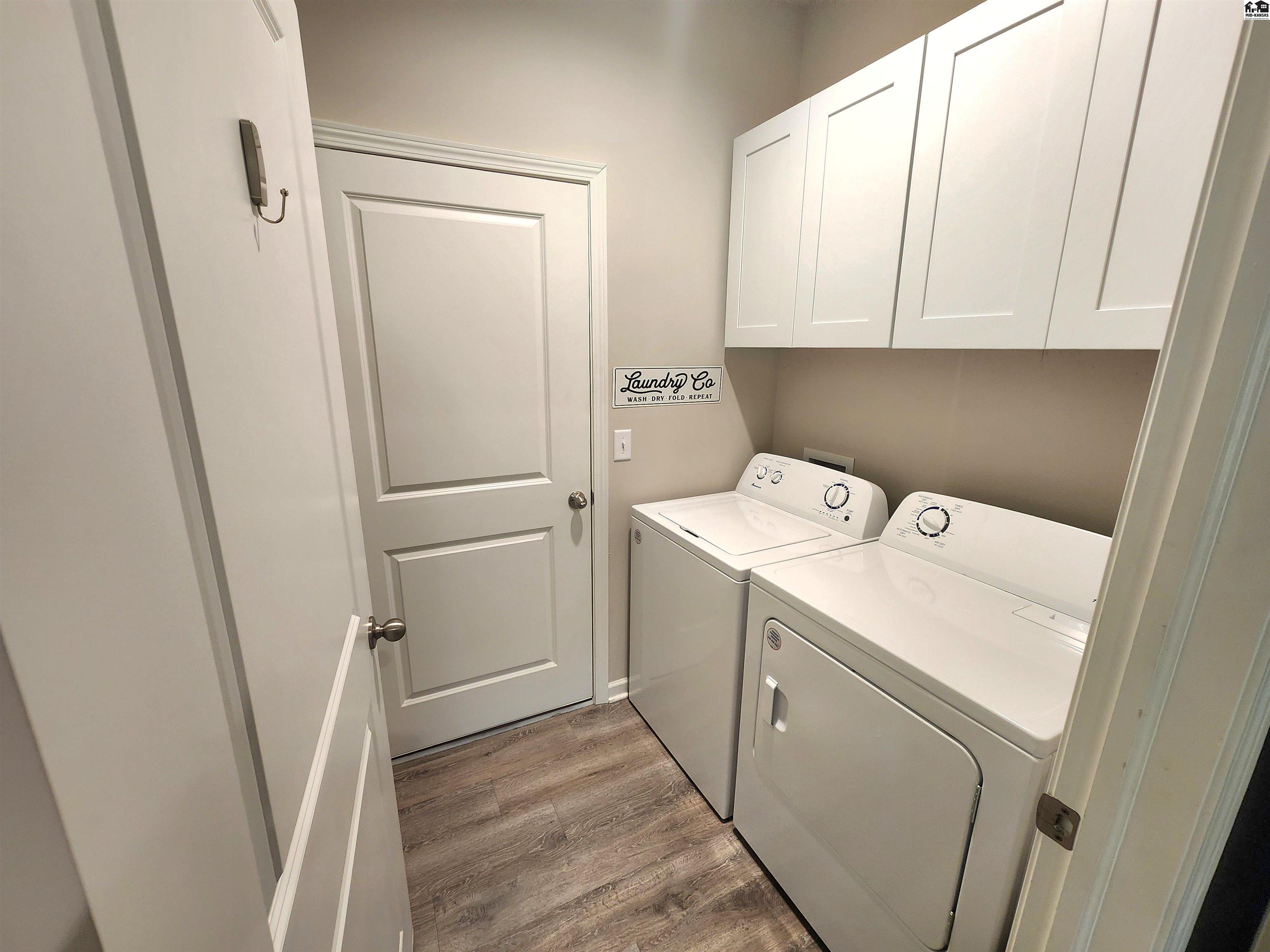 1704 Casey Newton KS 67114