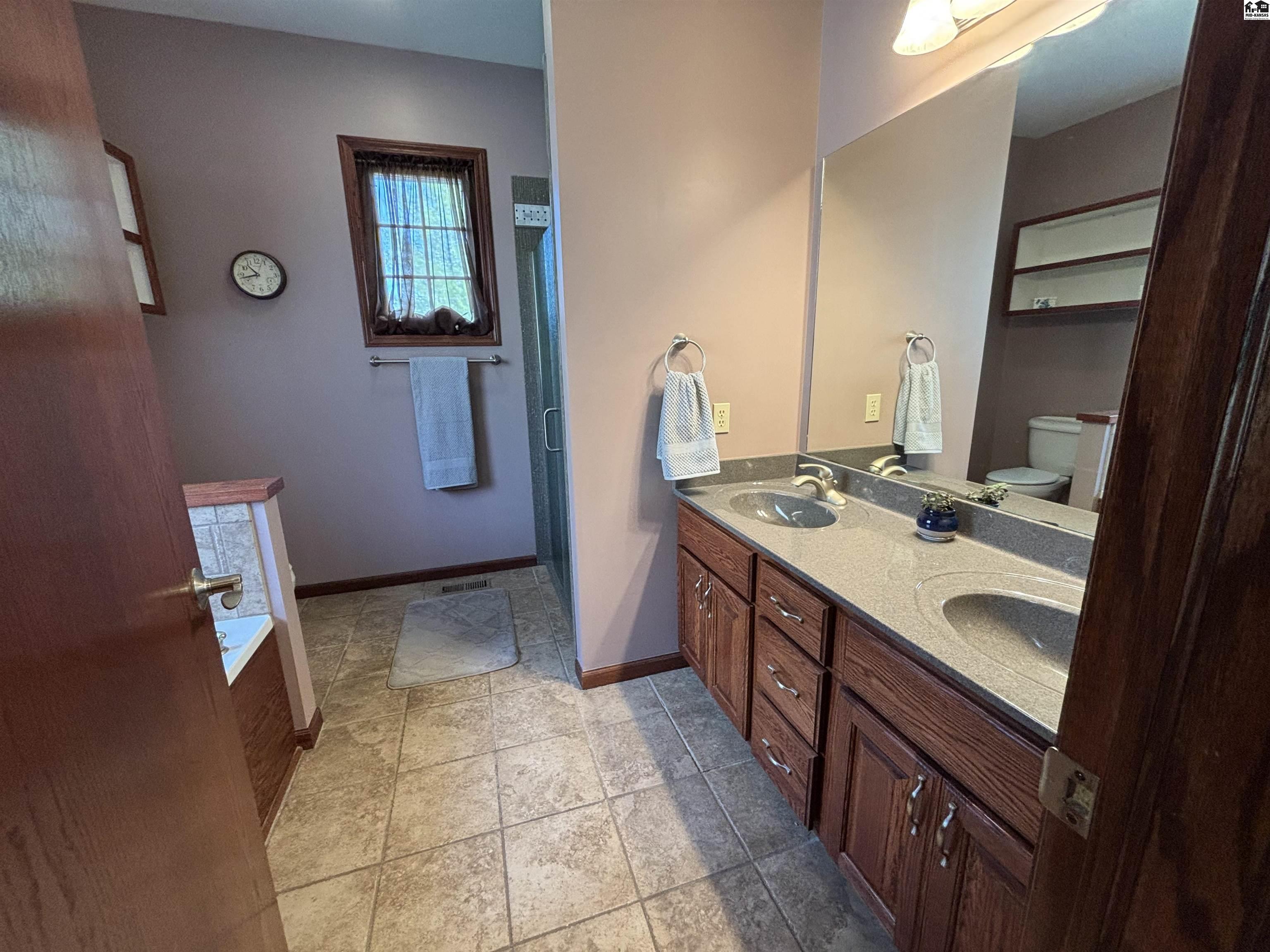 1109 Forest Court Mcpherson KS 67460