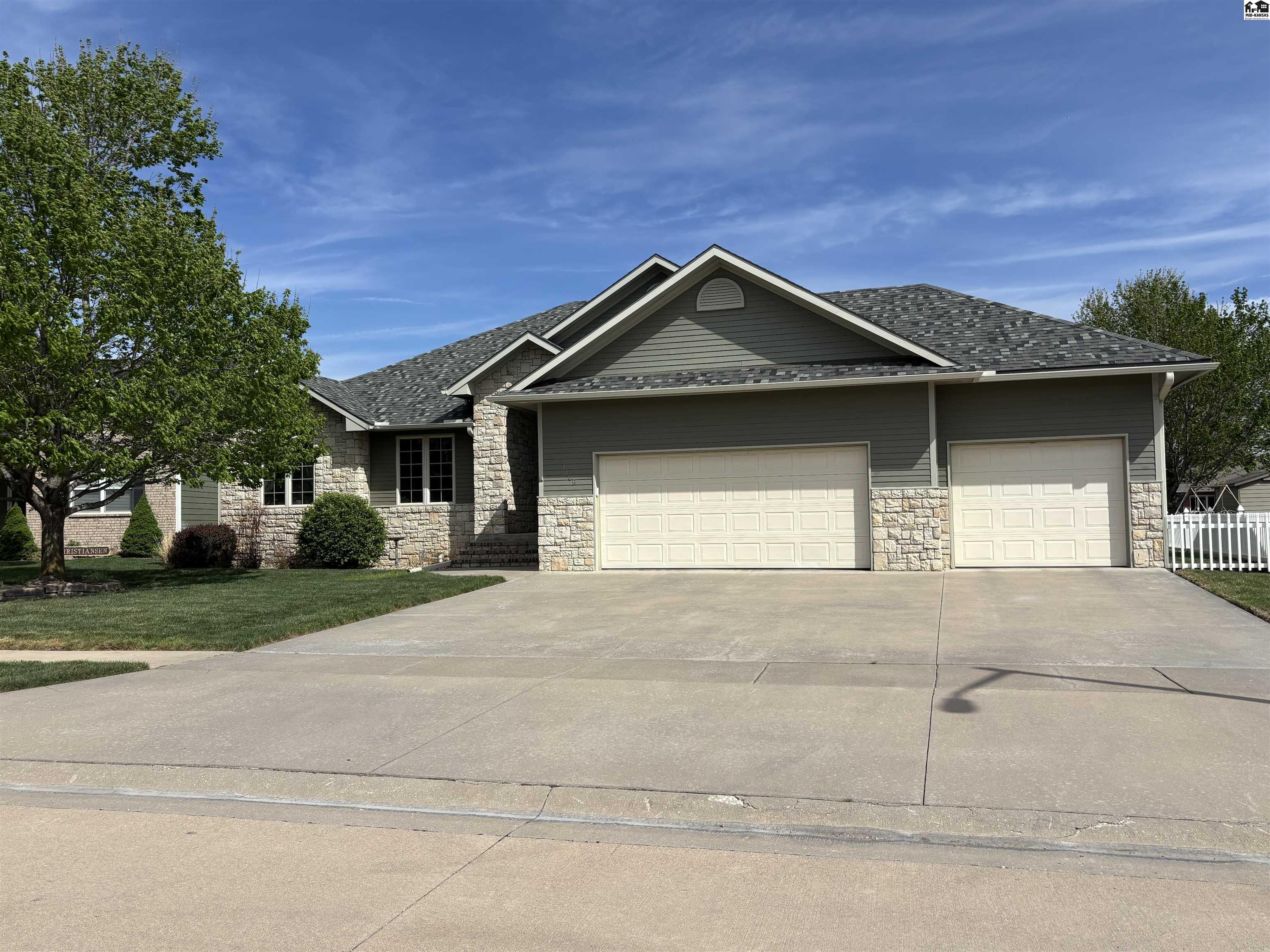 1109 Forest Court Mcpherson KS 67460