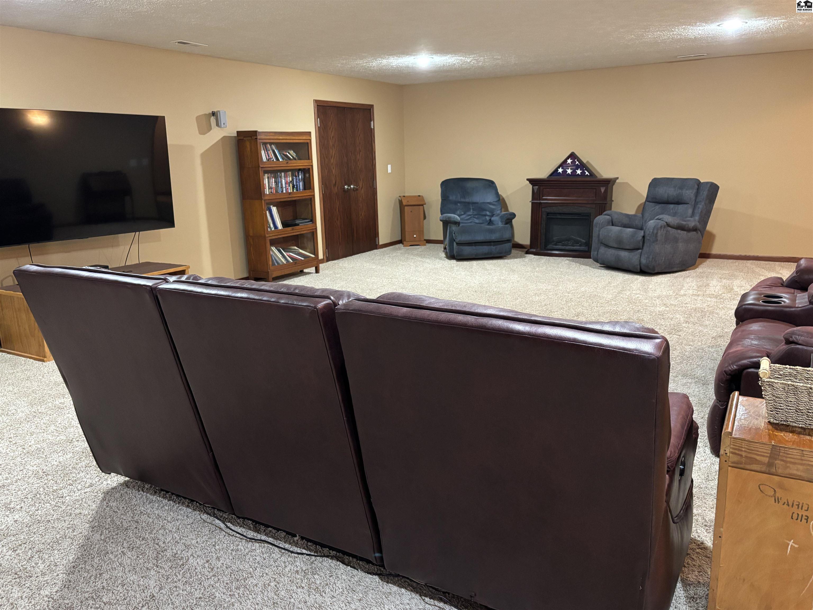 1109 Forest Court Mcpherson KS 67460