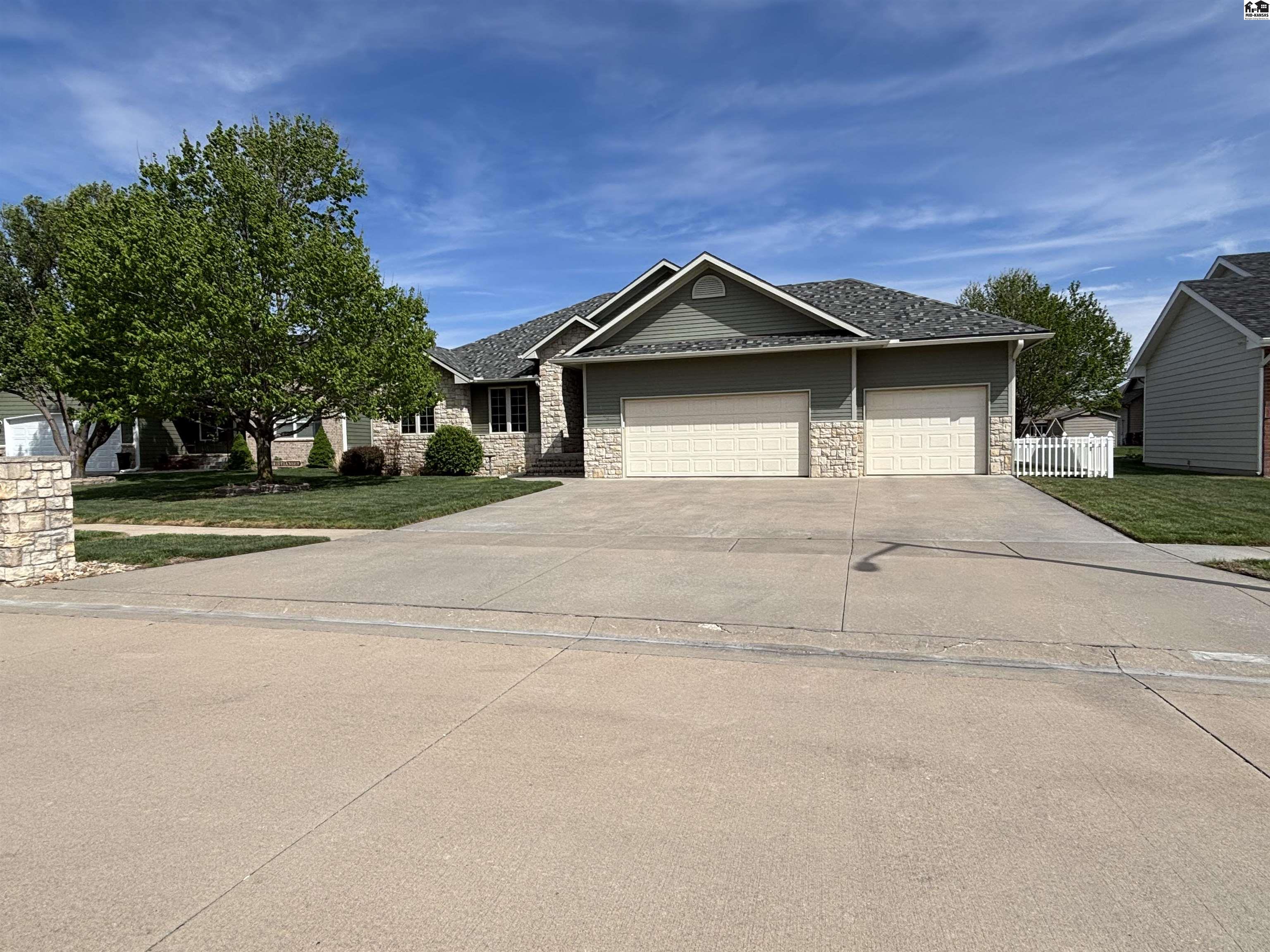 1109 Forest Court Mcpherson KS 67460