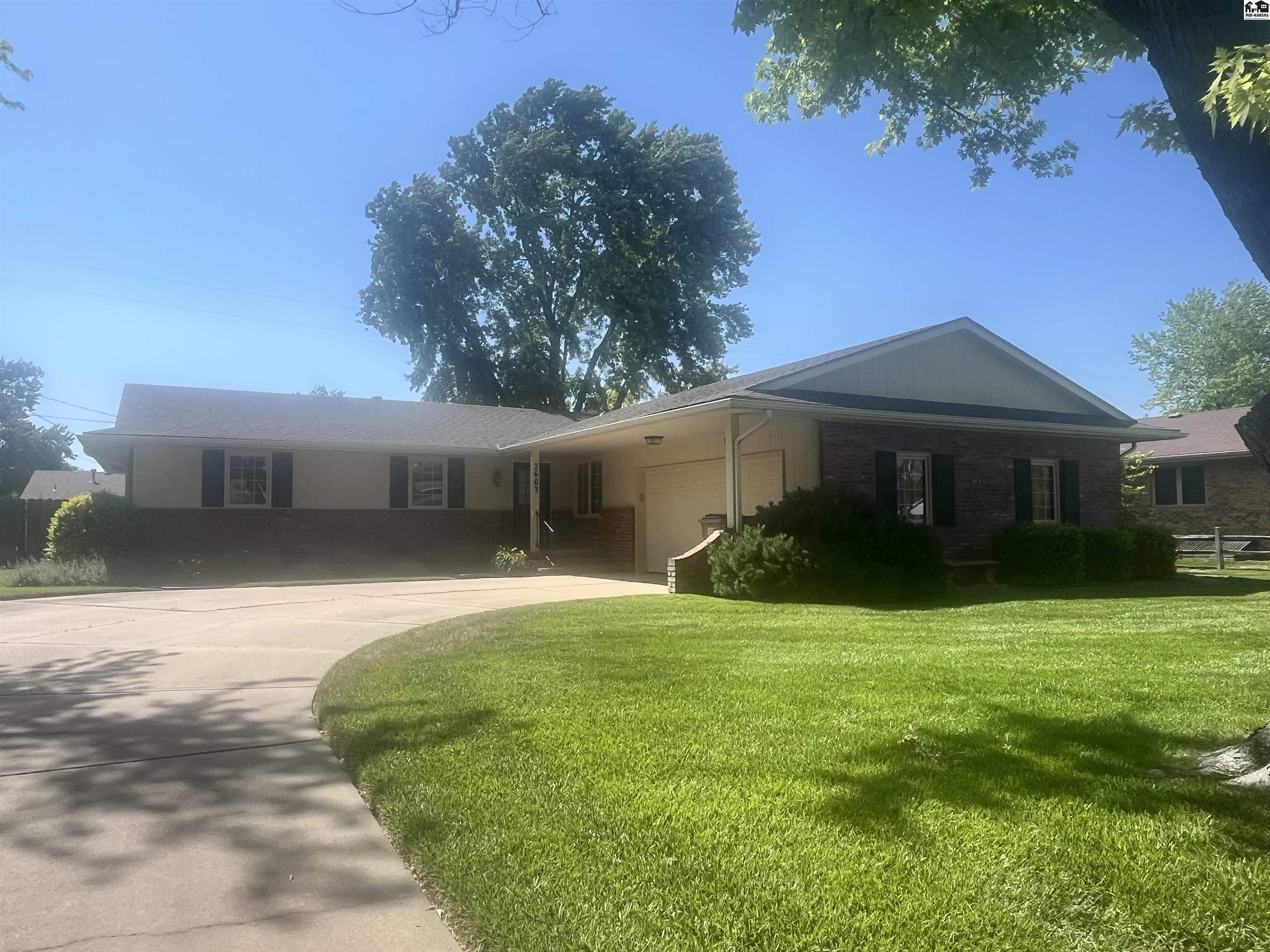 2603 Colorado Street Hutchinson KS 67502