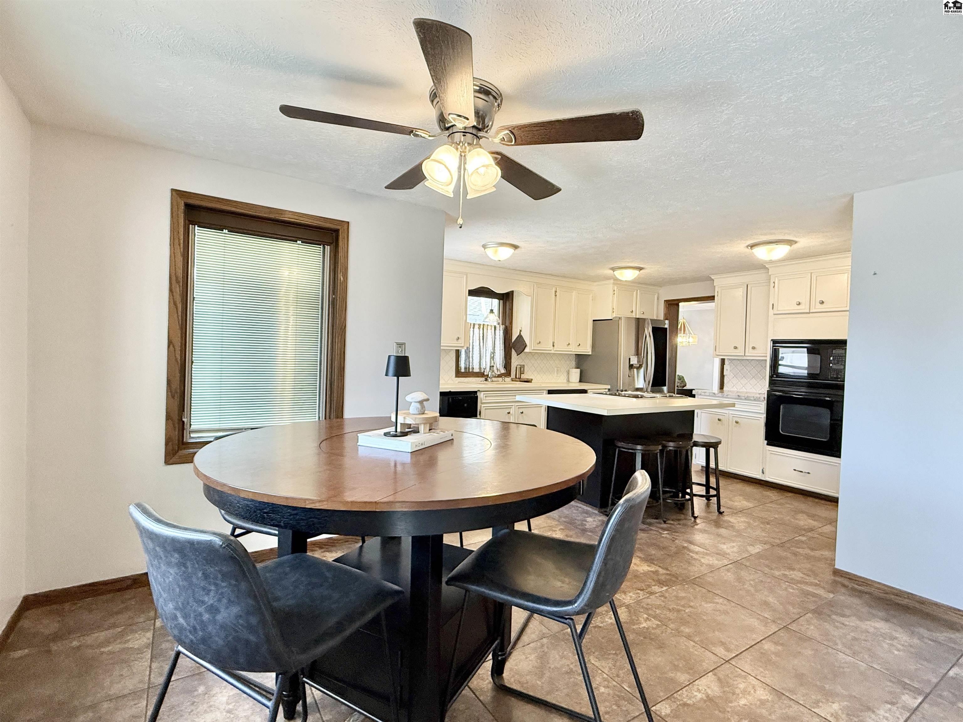 219 W 19th Avenue Hutchinson KS 67502