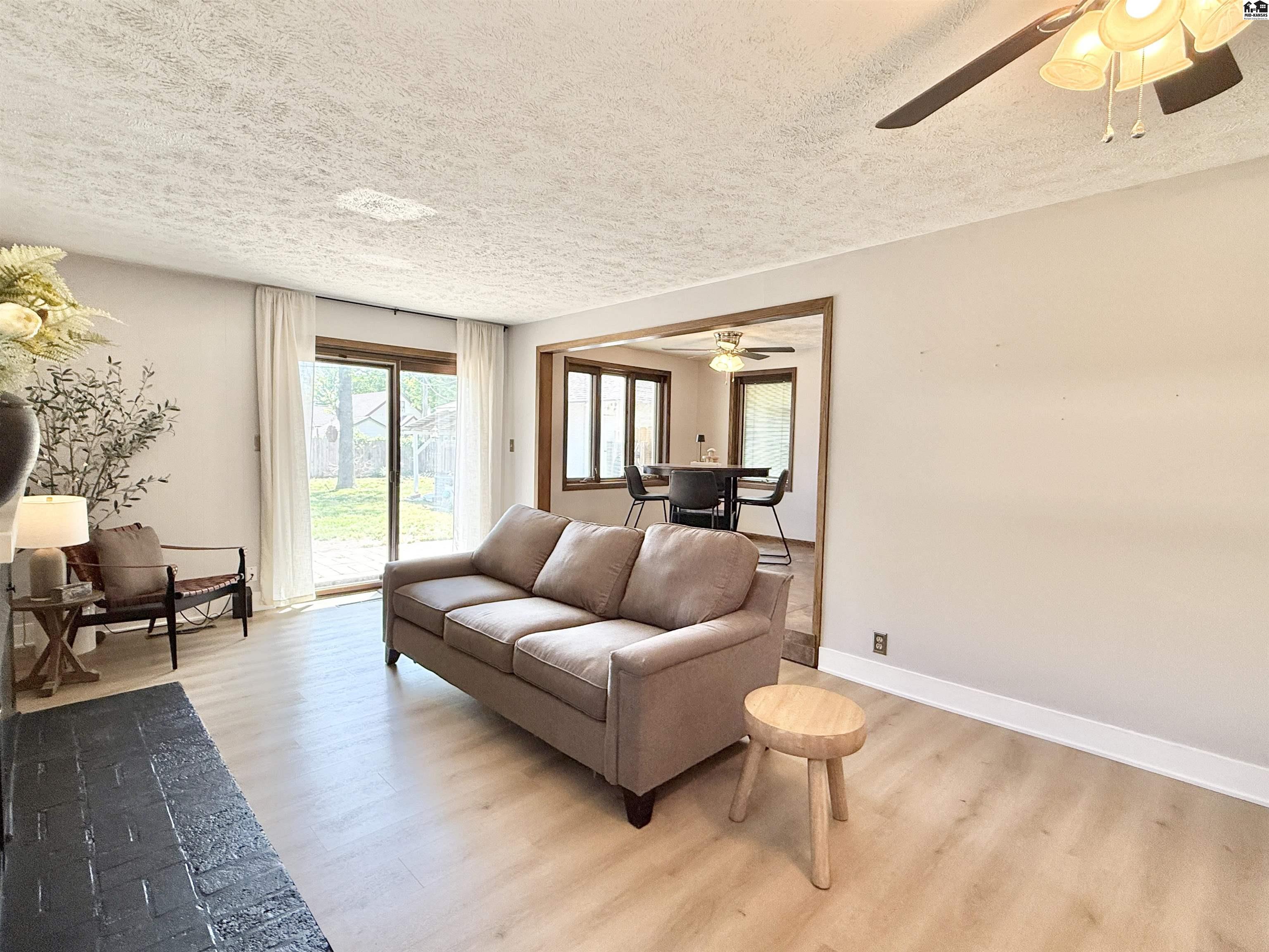219 W 19th Avenue Hutchinson KS 67502