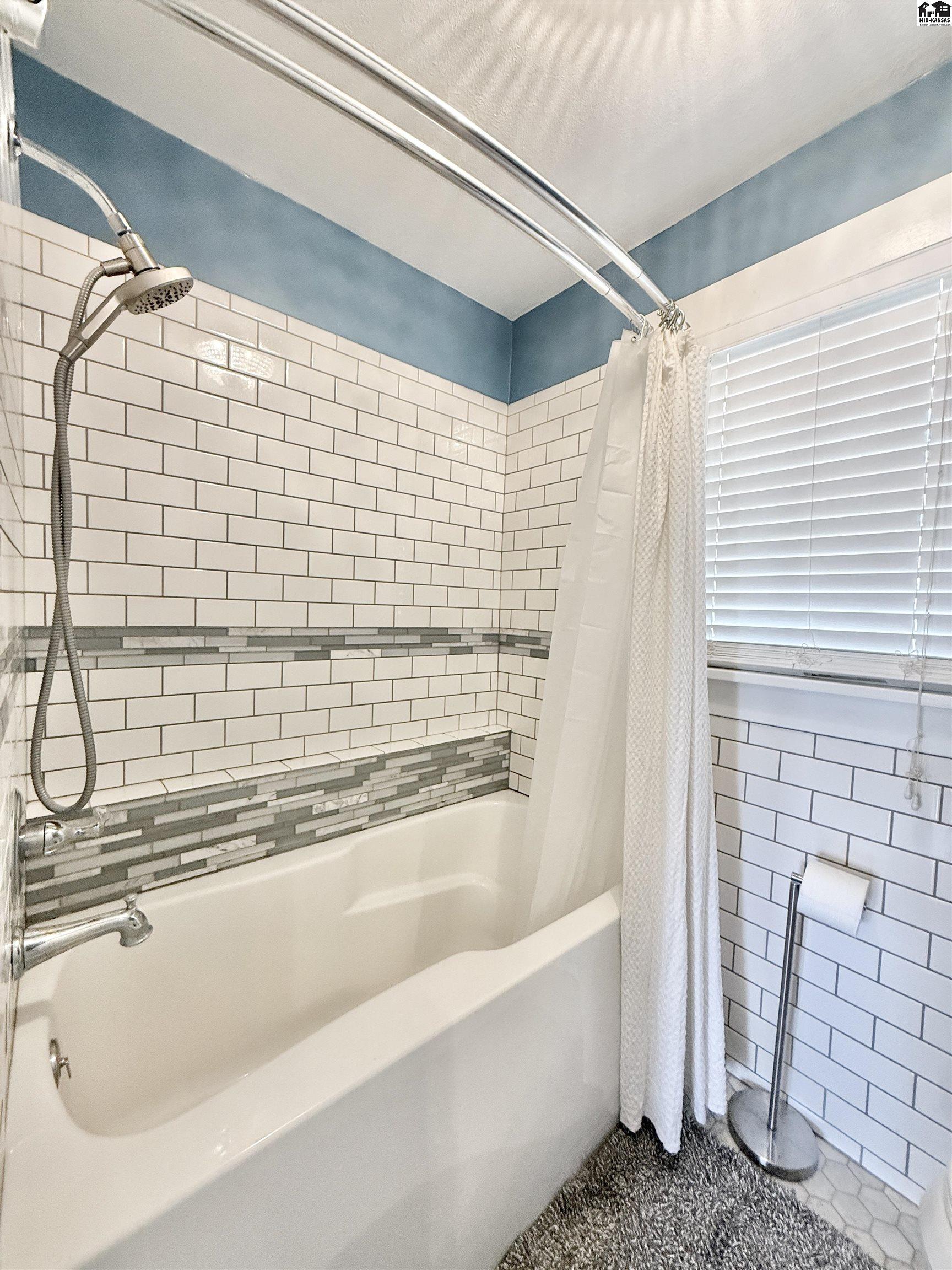219 W 19th Avenue Hutchinson KS 67502