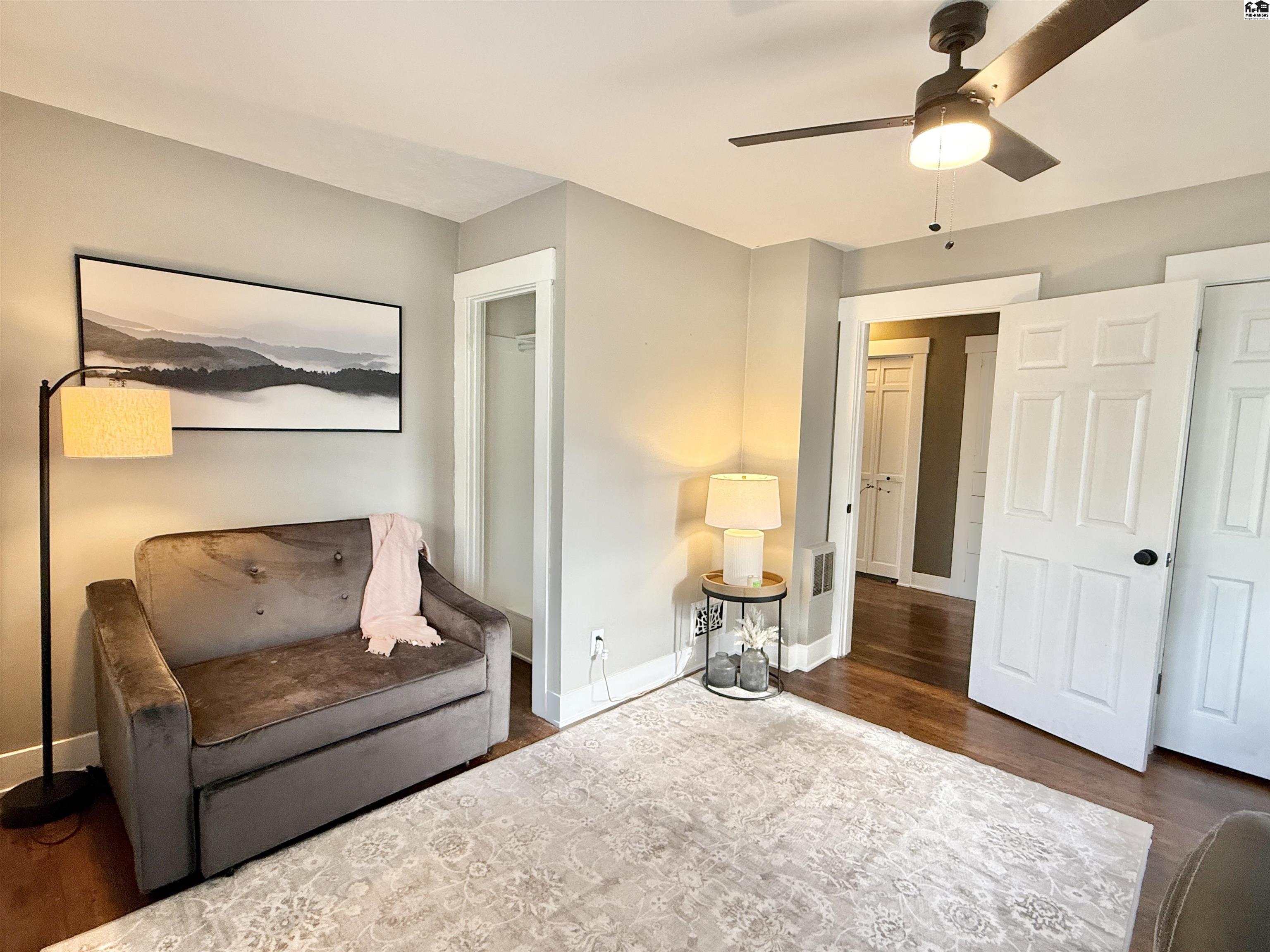 219 W 19th Avenue Hutchinson KS 67502