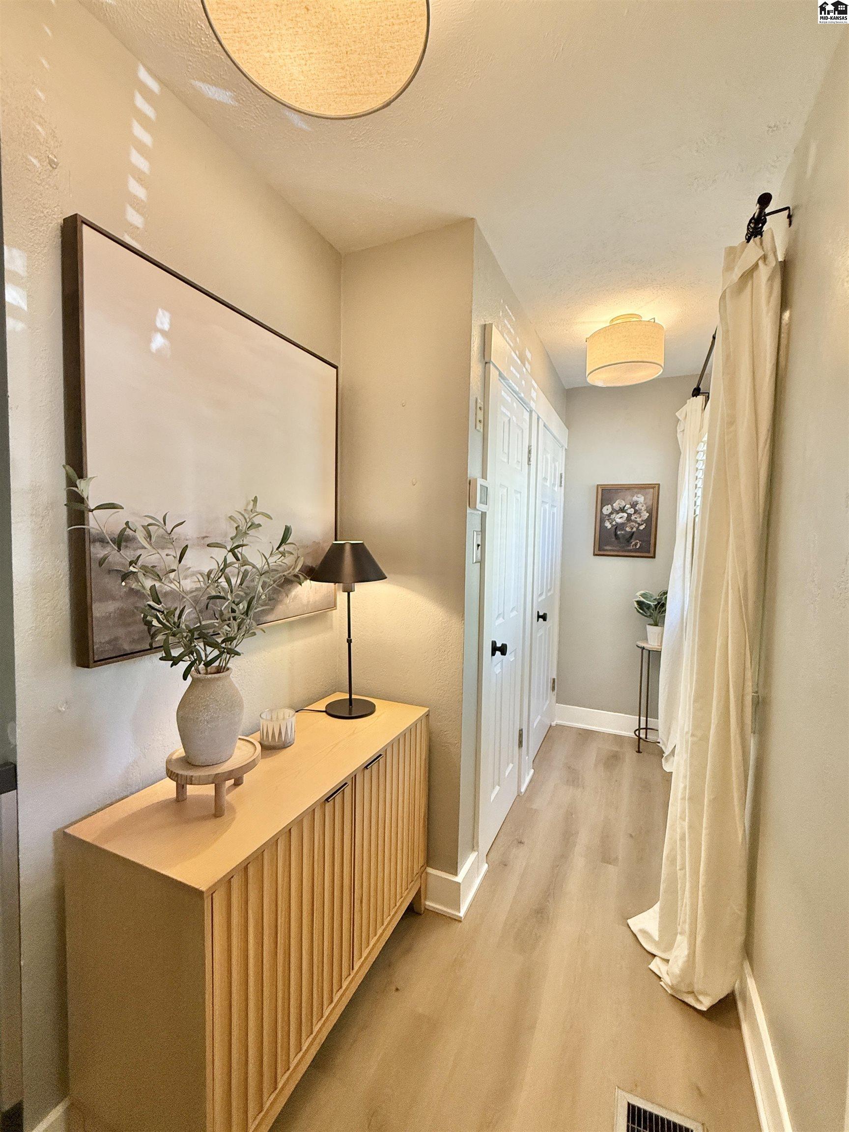 219 W 19th Avenue Hutchinson KS 67502