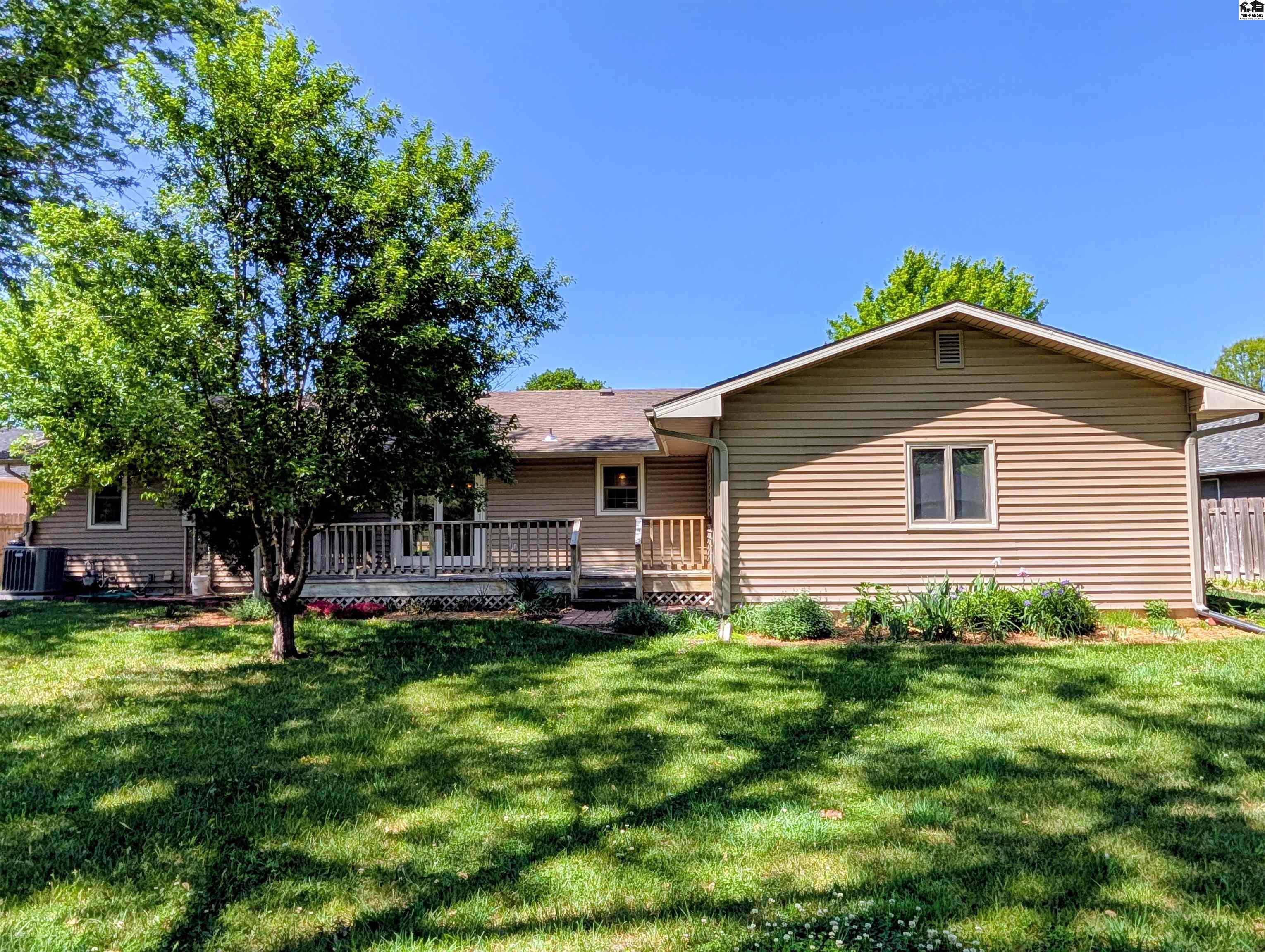 1428 Homestead Place Mcpherson KS 67460