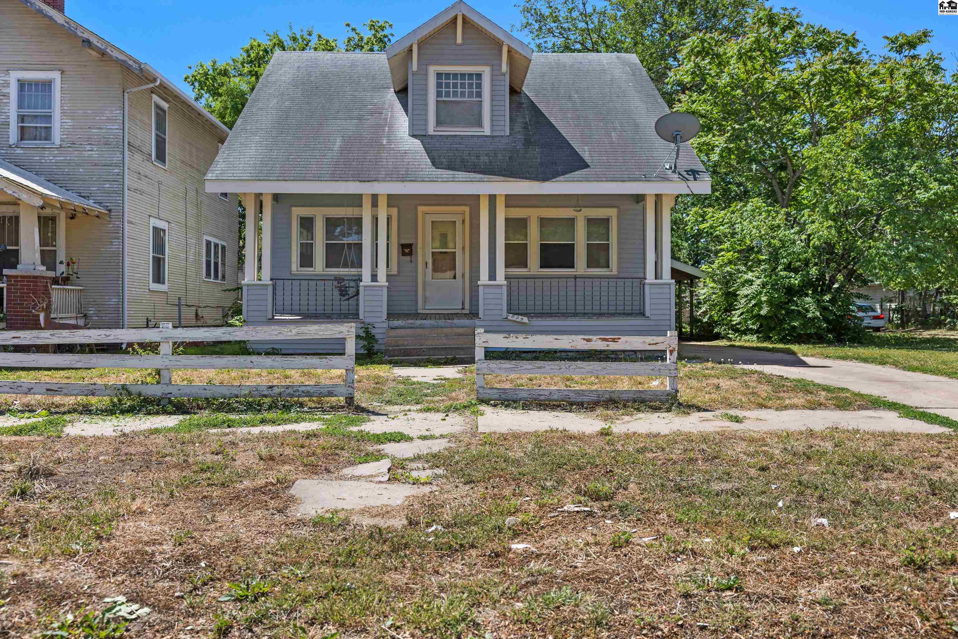 825 E Sherman Street Hutchinson KS 67501