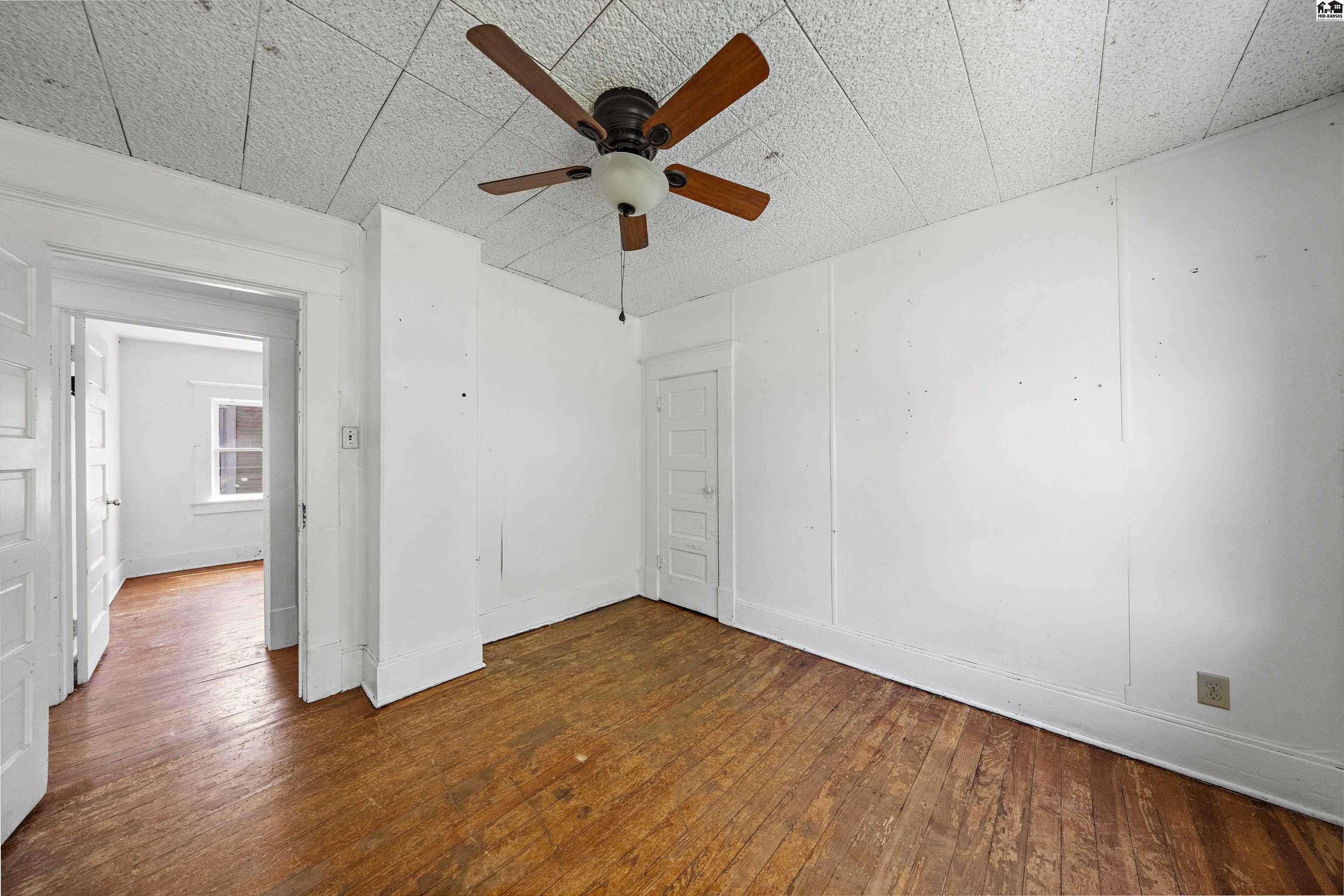825 E Sherman Street Hutchinson KS 67501