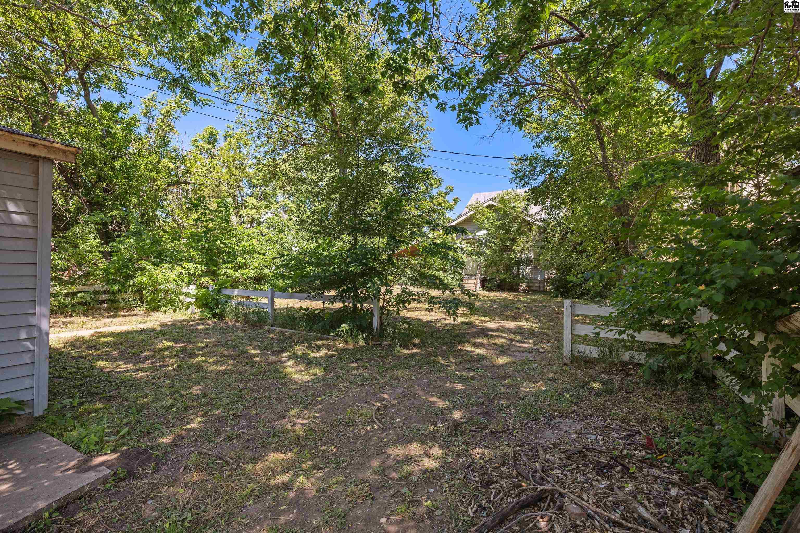 825 E Sherman Street Hutchinson KS 67501