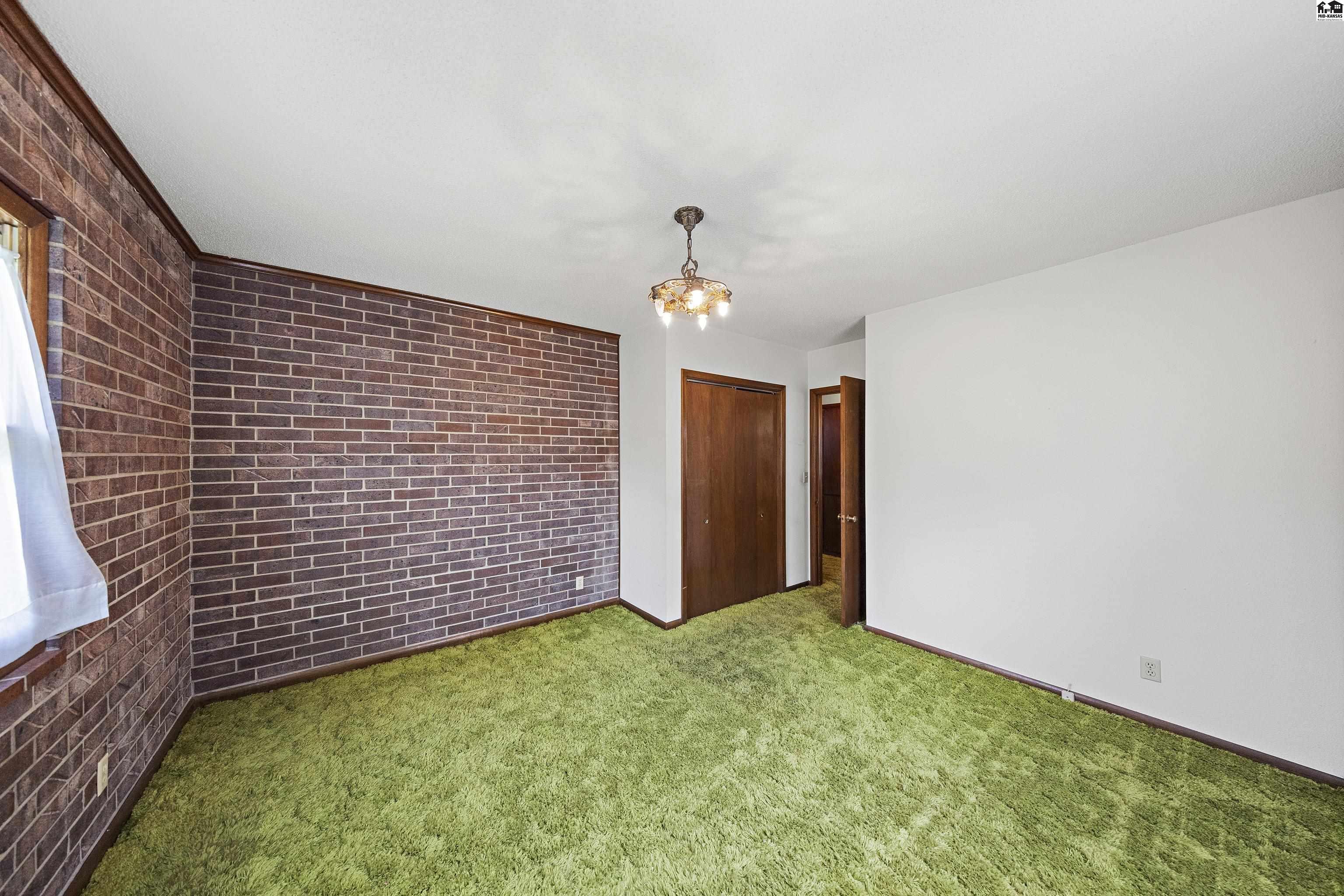 3903 N Monroe Street Hutchinson KS 67502