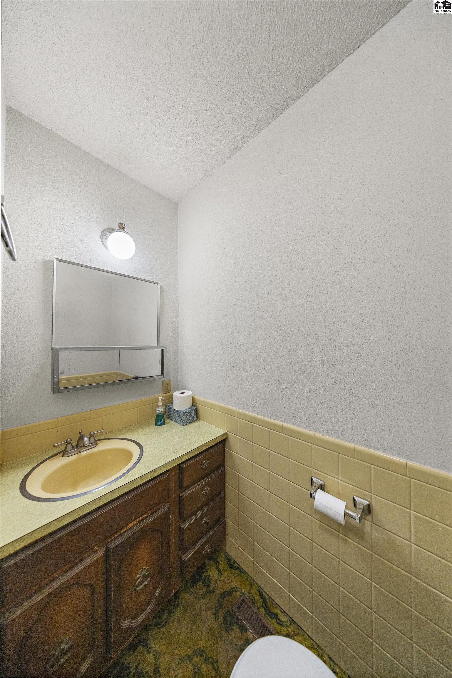 3903 N Monroe Street Hutchinson KS 67502