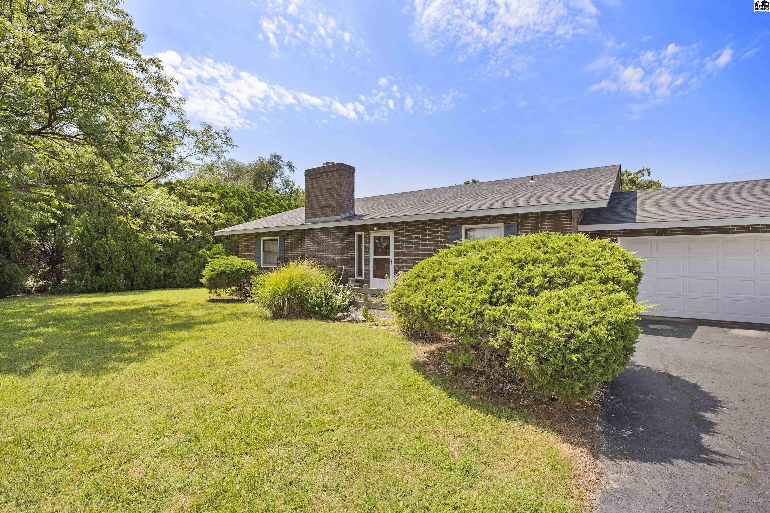 3903 N Monroe Street Hutchinson KS 67502