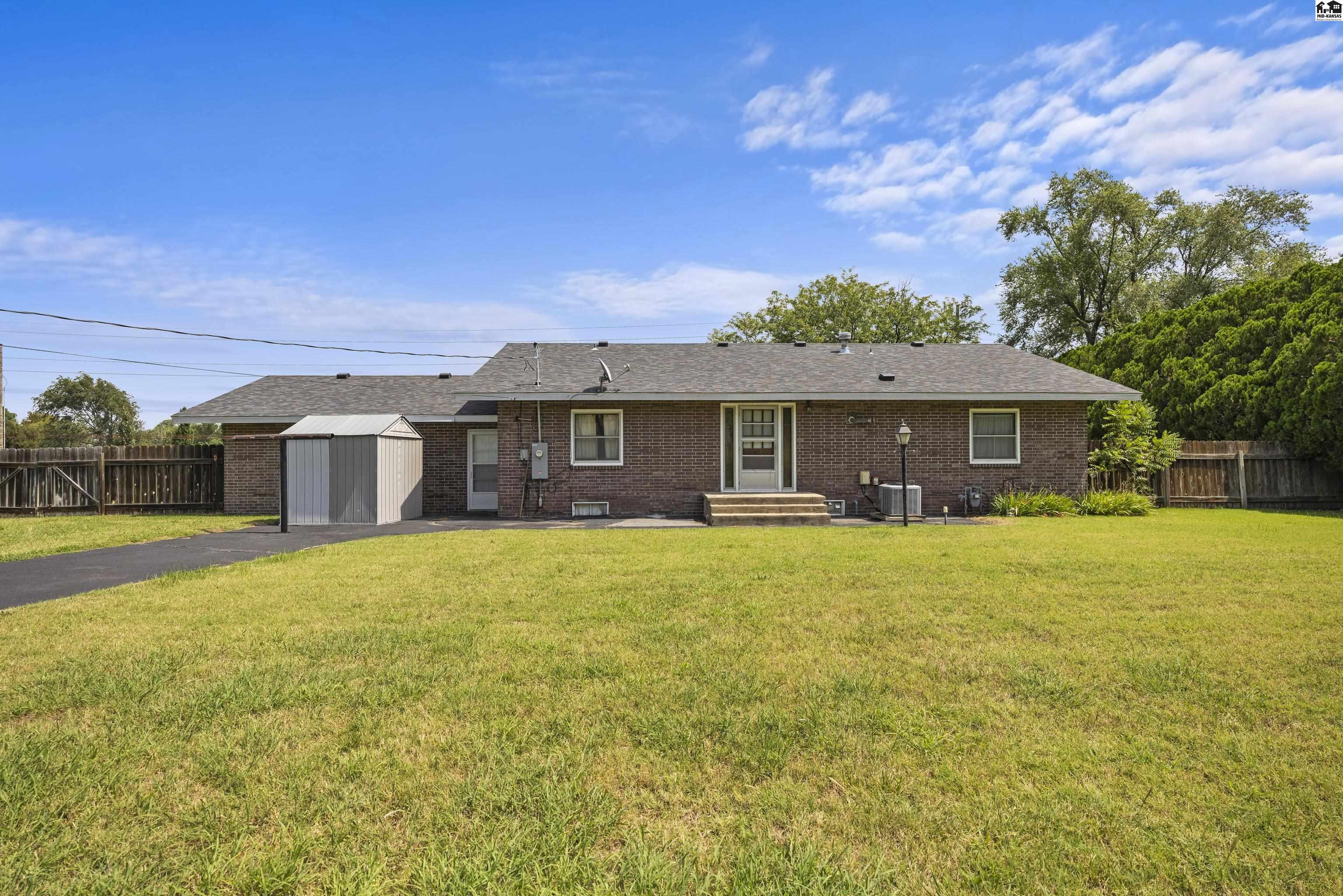 3903 N Monroe Street Hutchinson KS 67502