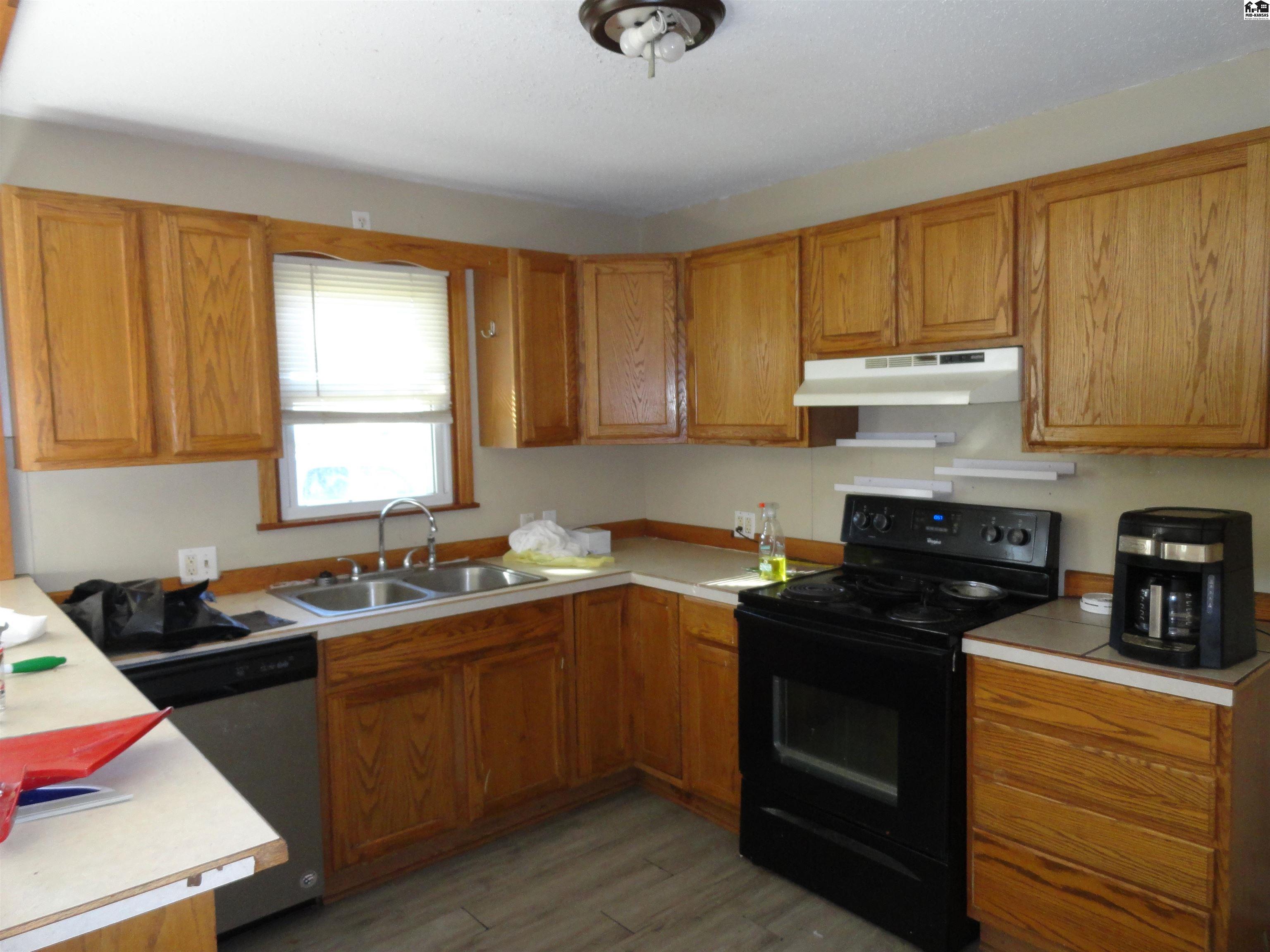 1022 S Ash Street Mcpherson KS 67460