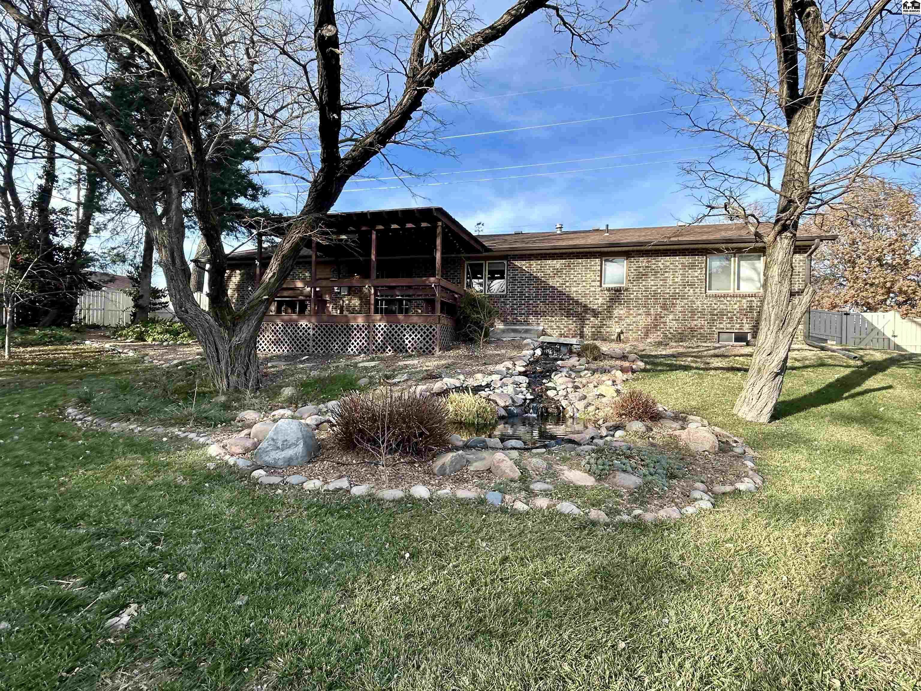 2509 E 43rd Avenue Hutchinson KS 67502