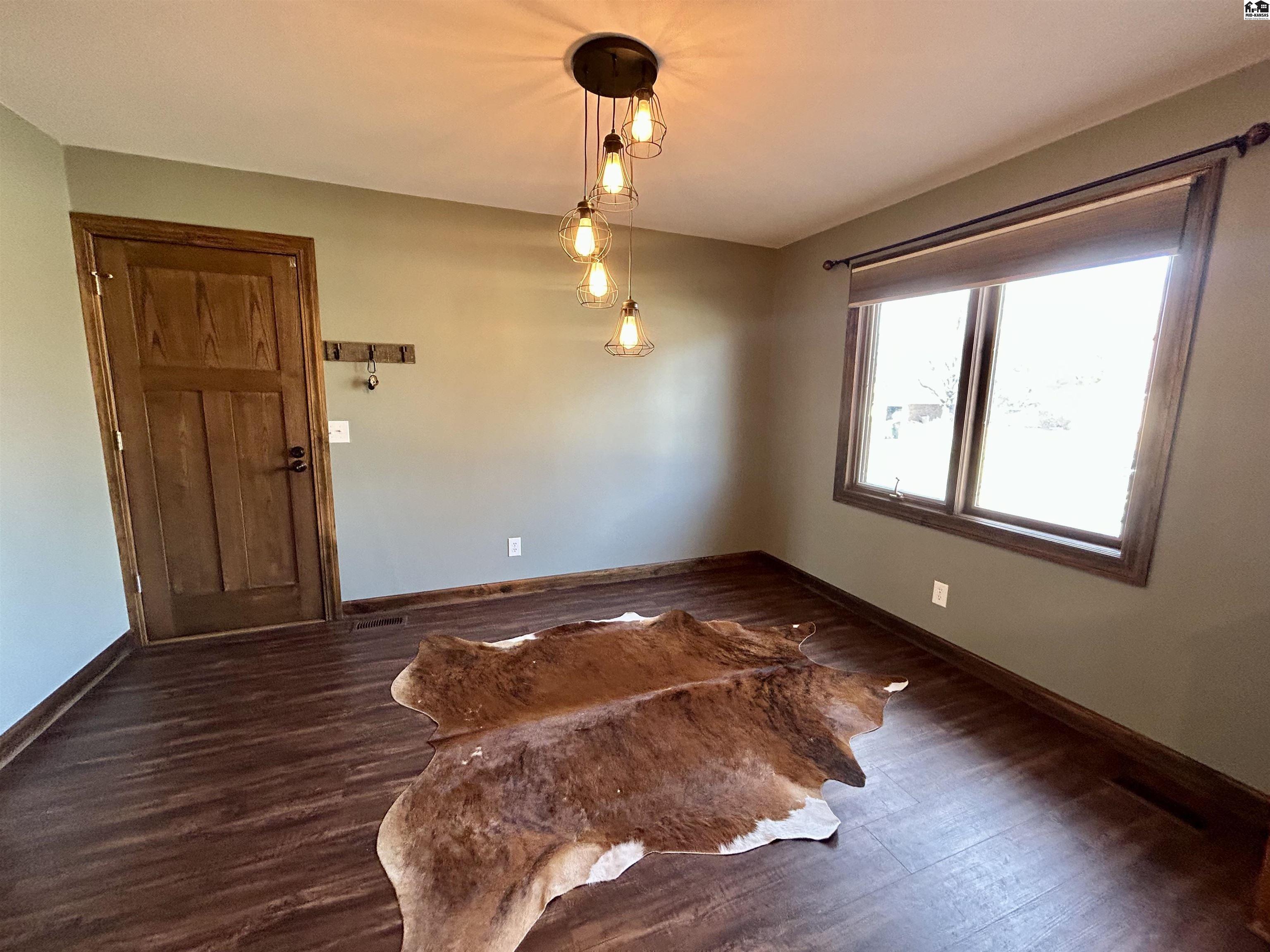 2509 E 43rd Avenue Hutchinson KS 67502