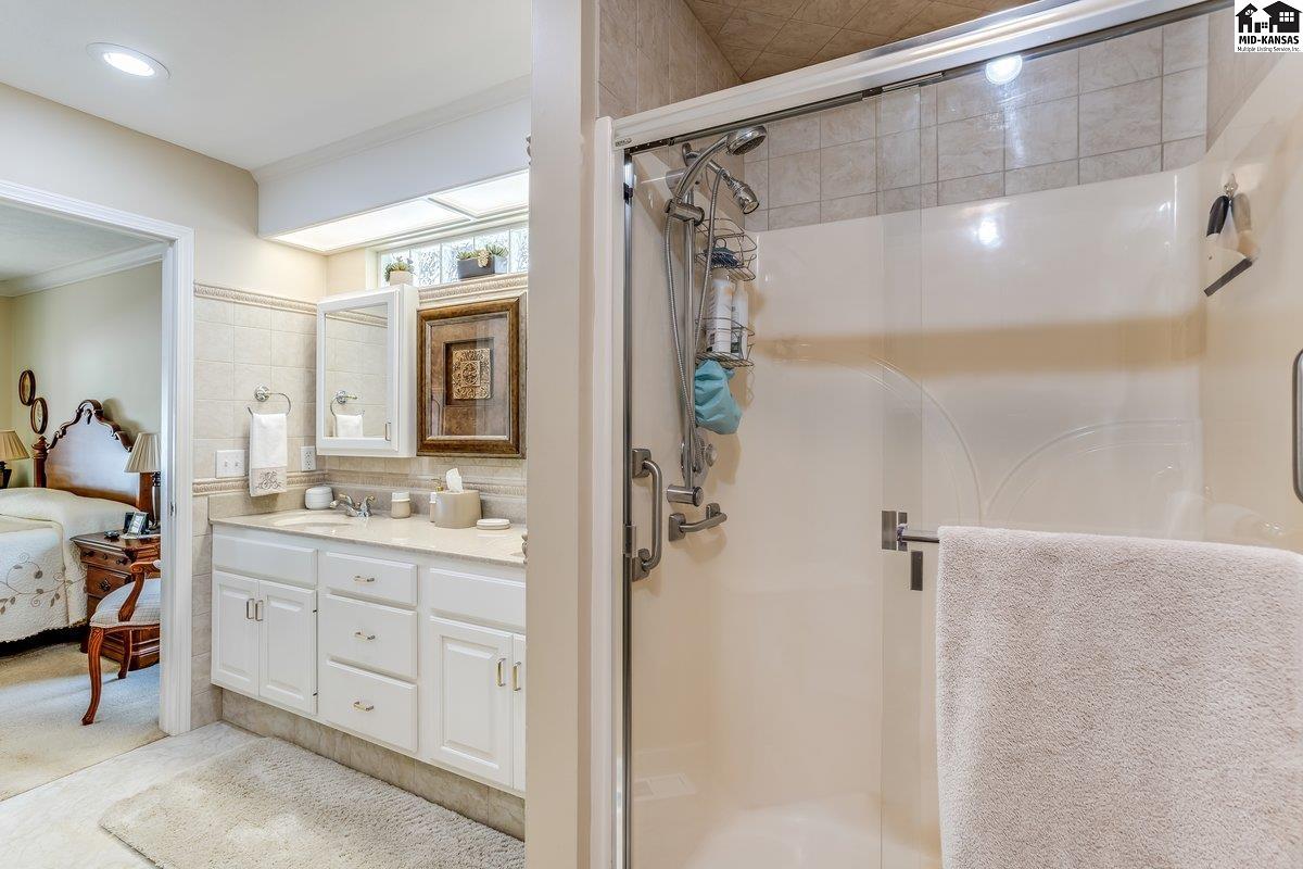 518 E 39th Court Hutchinson KS 67502