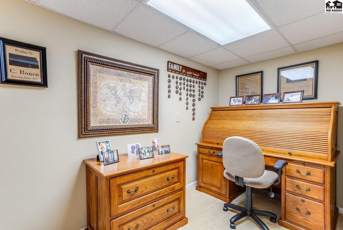 518 E 39th Court Hutchinson KS 67502