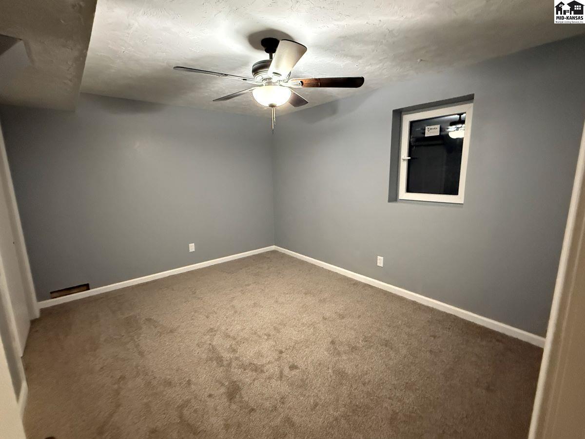 1604 Jewell Street Hutchinson KS 67502